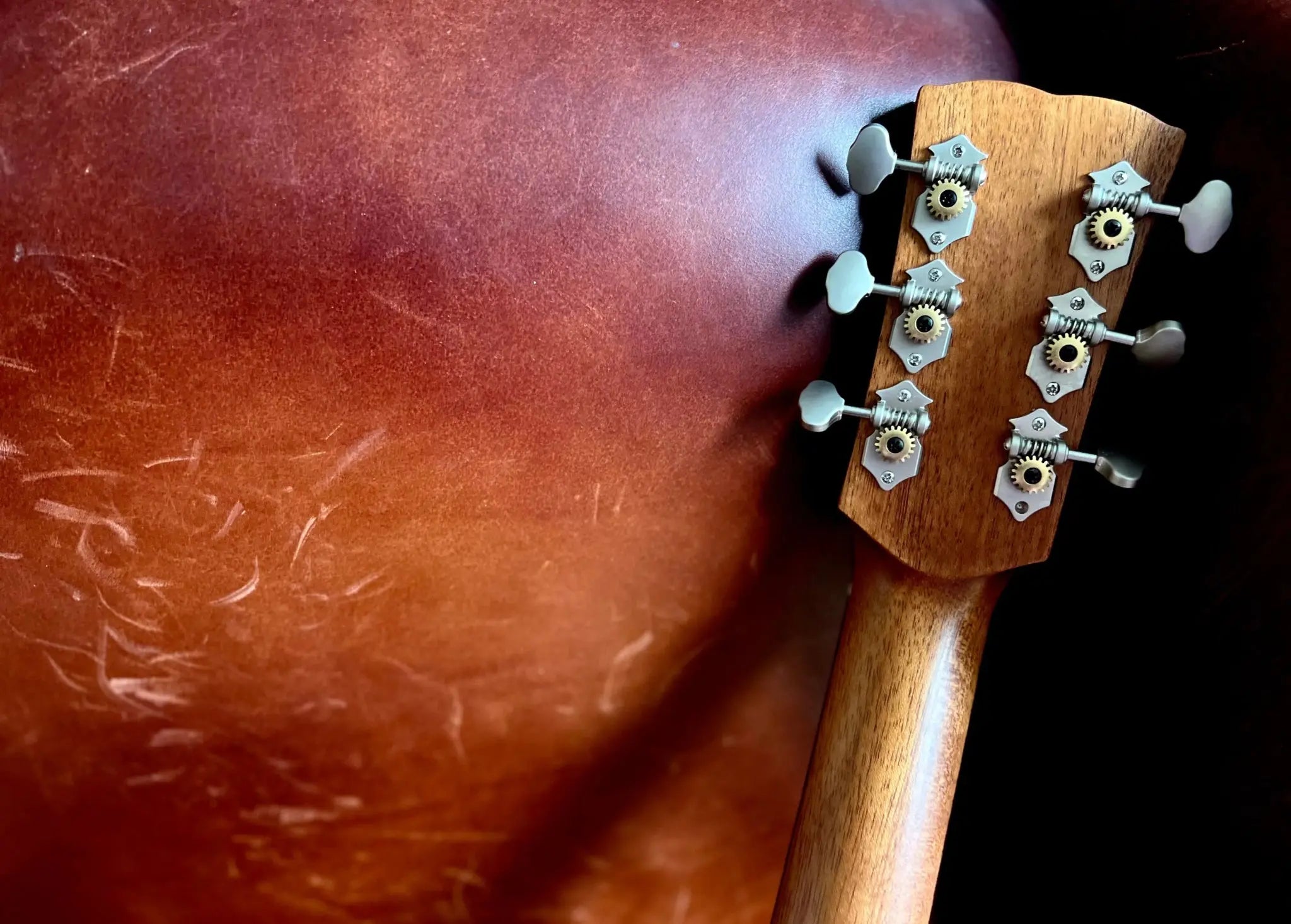 Kremona M25 Cutaway Acoustic Guitar - Richards Guitars Of Stratford Upon Avon