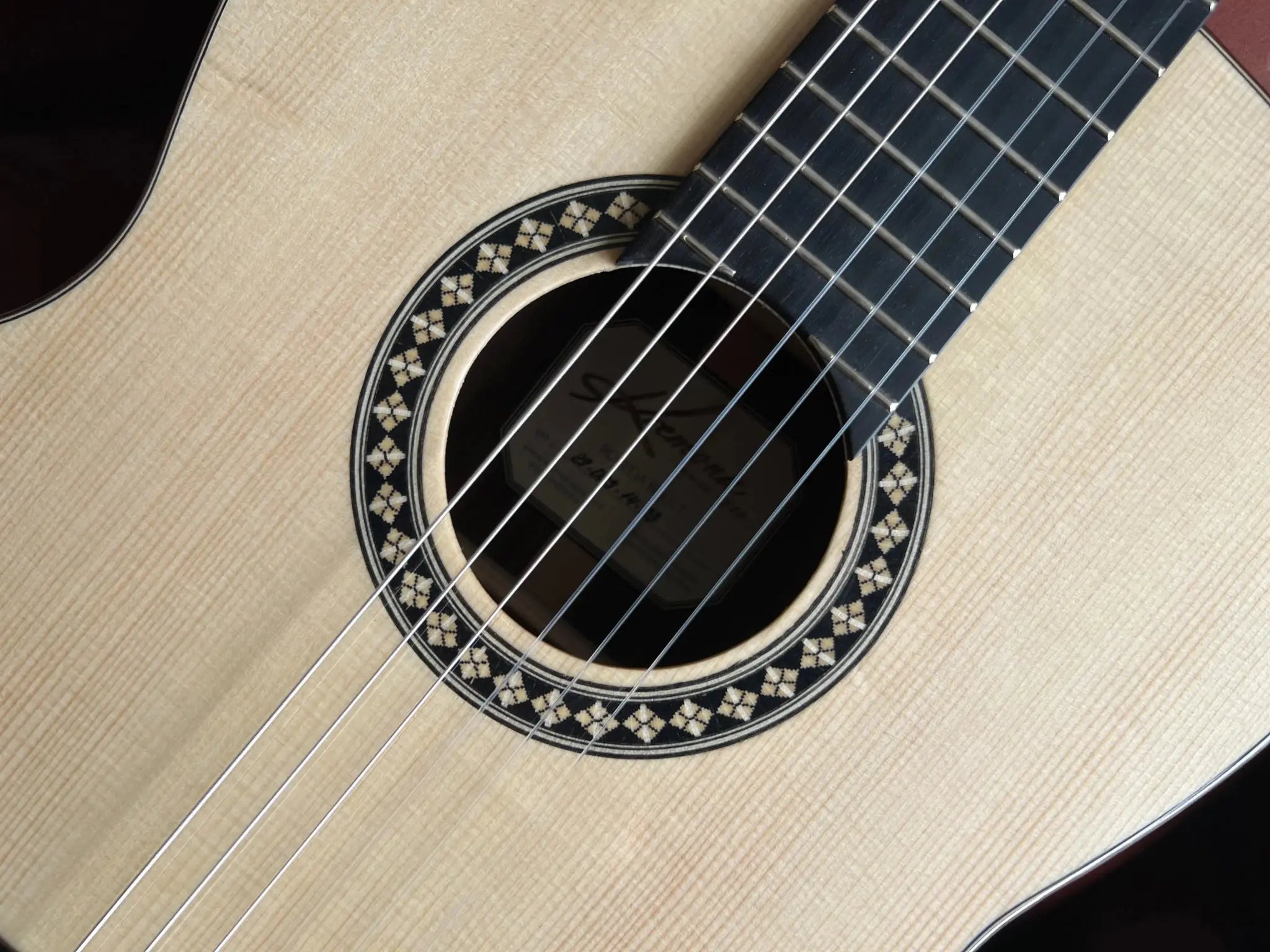 Kremona ROMIDA RD S All Solid Classic Guitar, Solid Spruce, Solid Indian Rosewood - Richards Guitars Of Stratford Upon Avon