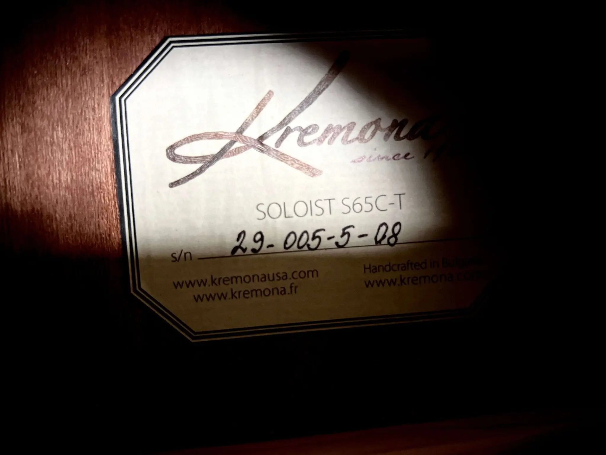 Kremona S65C, Solid Red Cedar, Sapelli Veneer - Richards Guitars Of Stratford Upon Avon