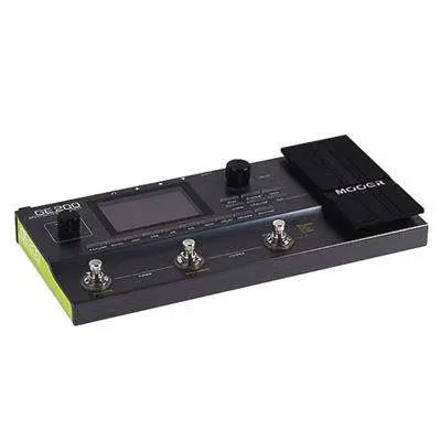 MOOER GE200 AMP MULTI - FX PROCESSOR - Richards Guitars Of Stratford Upon Avon