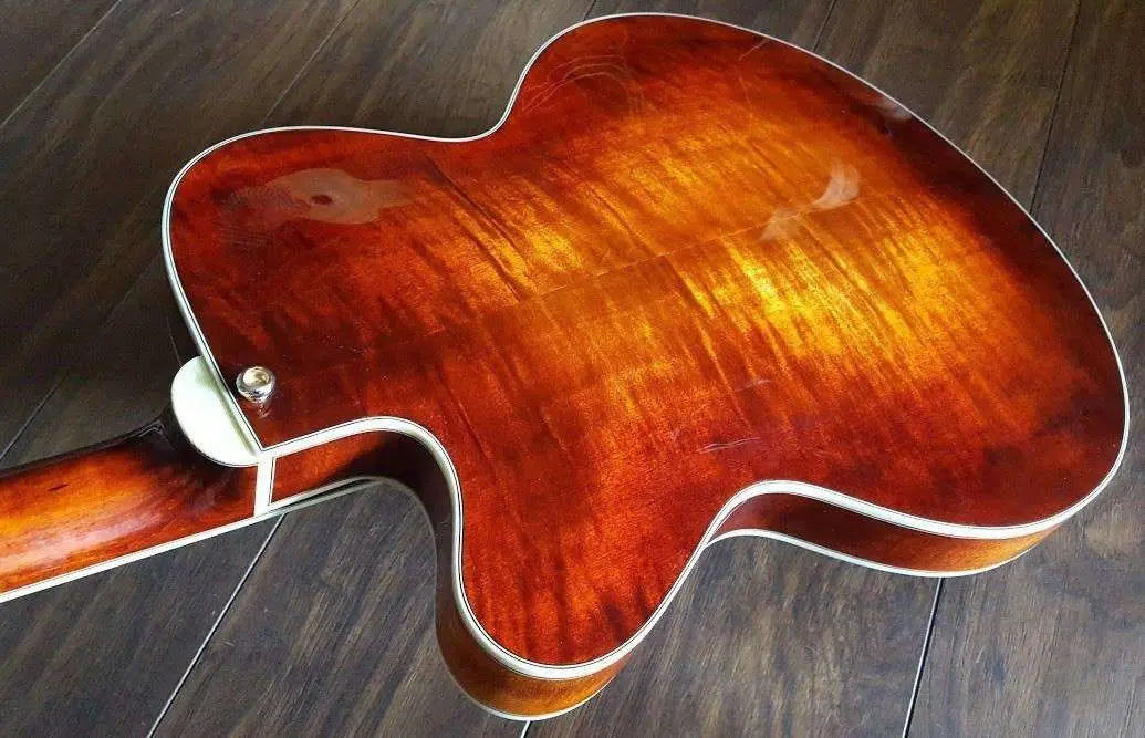 T146SM Classic (Price inc. Custom Pro Setup Package) - Richards Guitars Of Stratford Upon Avon