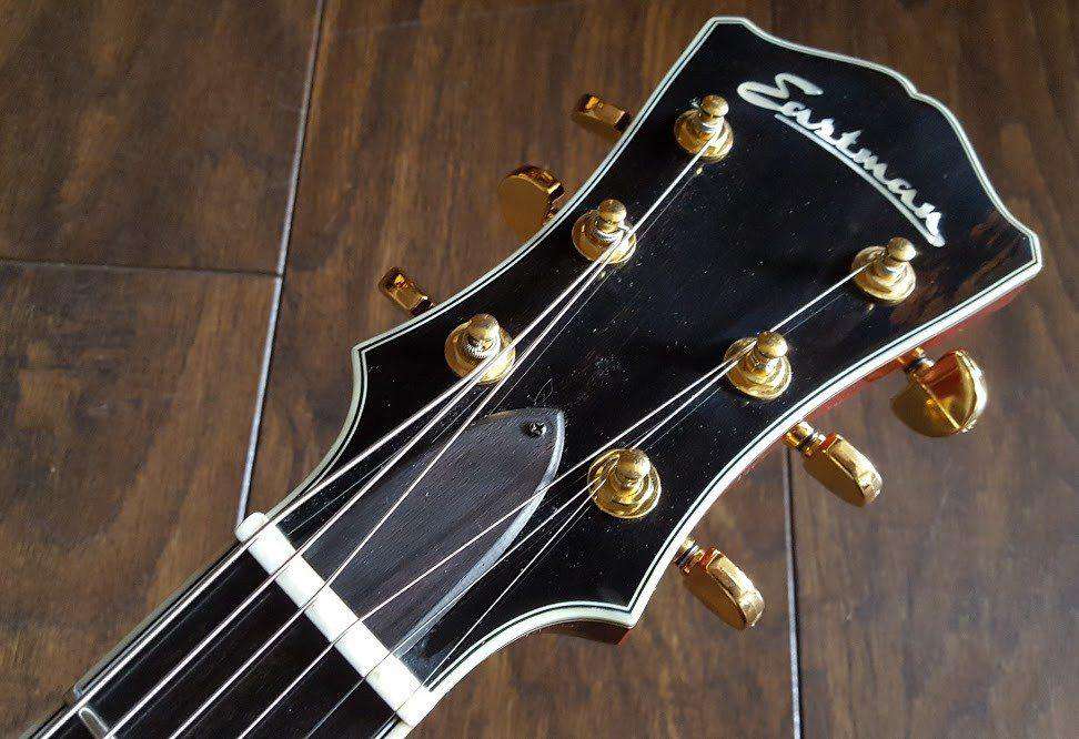 T146SM Classic (Price inc. Custom Pro Setup Package) - Richards Guitars Of Stratford Upon Avon