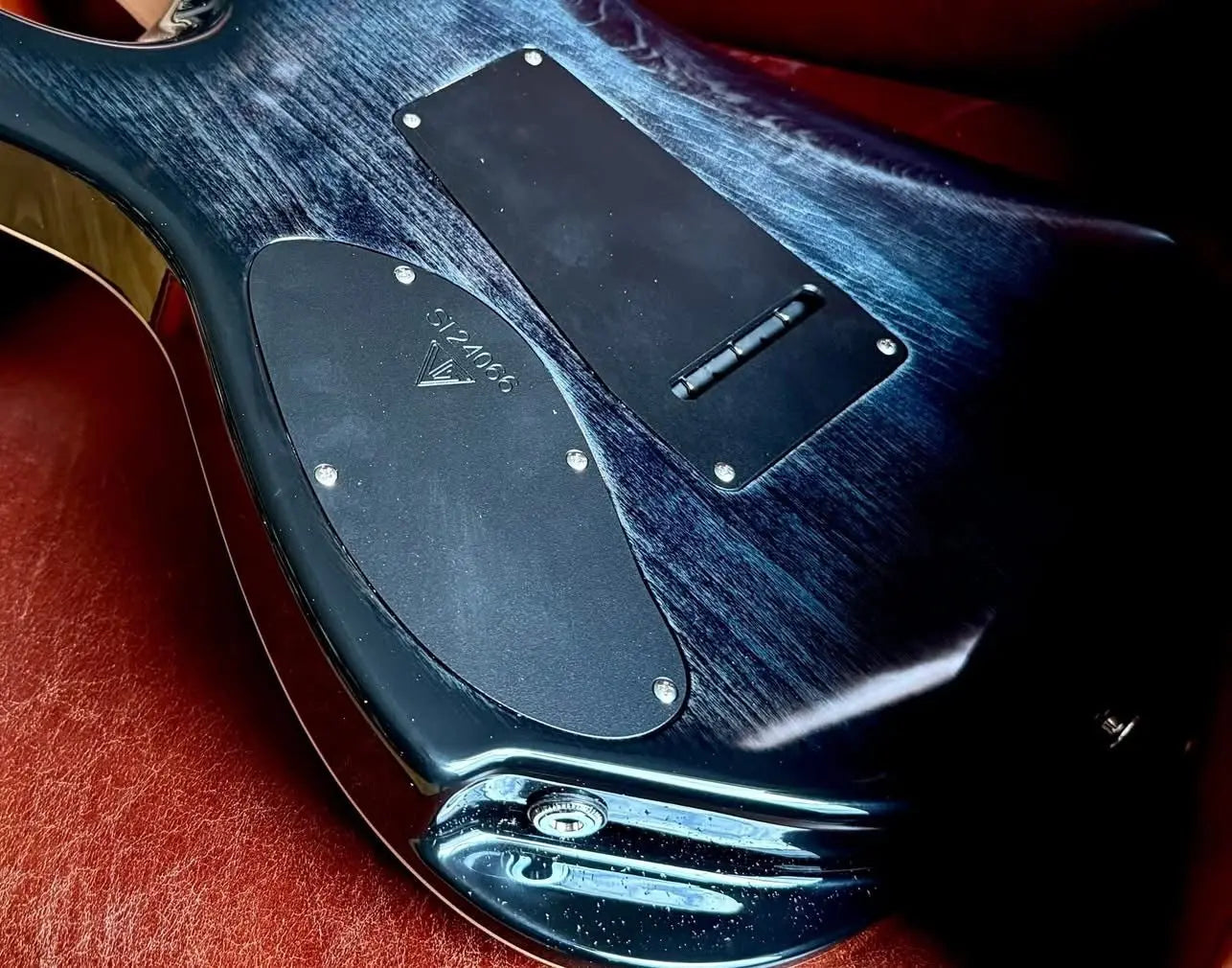 Valiant Soothsayer Malachite Alchemist Custom With Stainless Steel Frets Upgrade - Richards Guitars Of Stratford Upon Avon