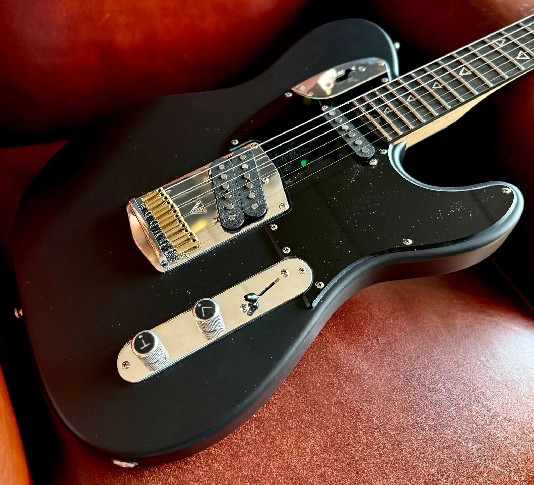 Valiant Titan Black Satin With Stainless Steel Frets Upgrade - Richards Guitars Of Stratford Upon Avon