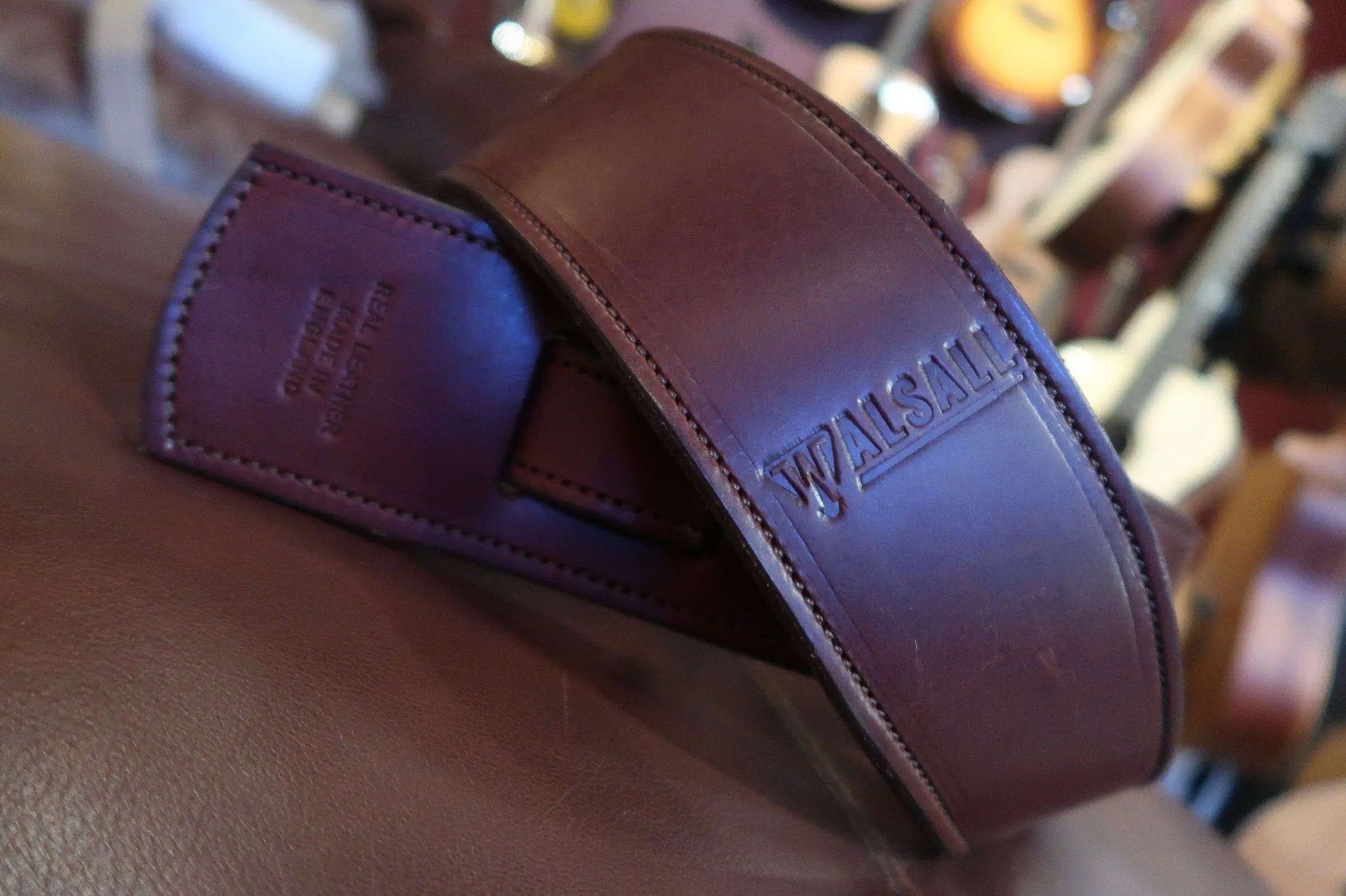 Walsall Limited Edition Italian Dakota Leather Guitar Strap - Richards Guitars Of Stratford Upon Avon