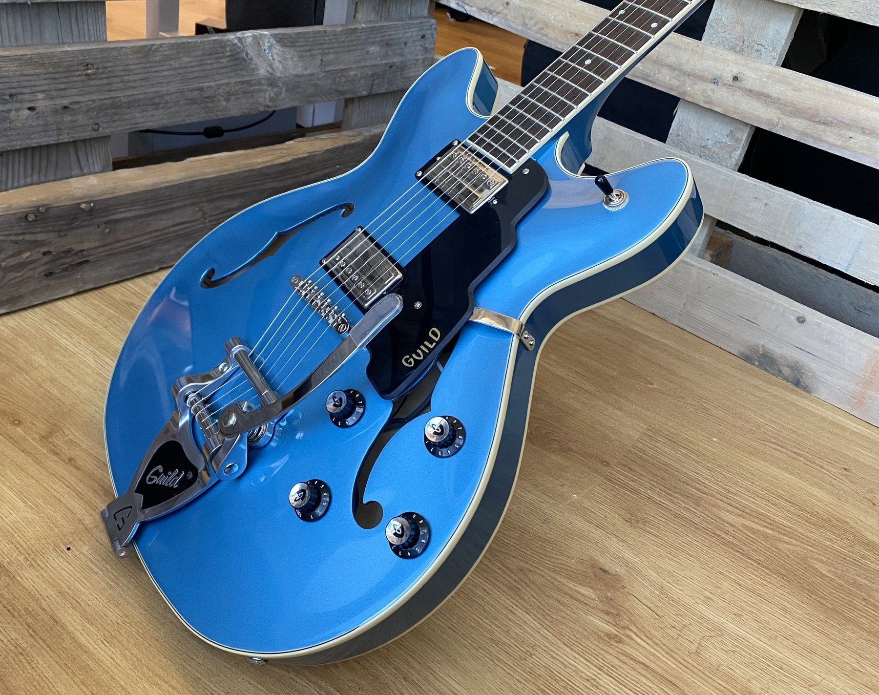 Guild Starfire Guitars - Richards Guitars Of Stratford Upon Avon