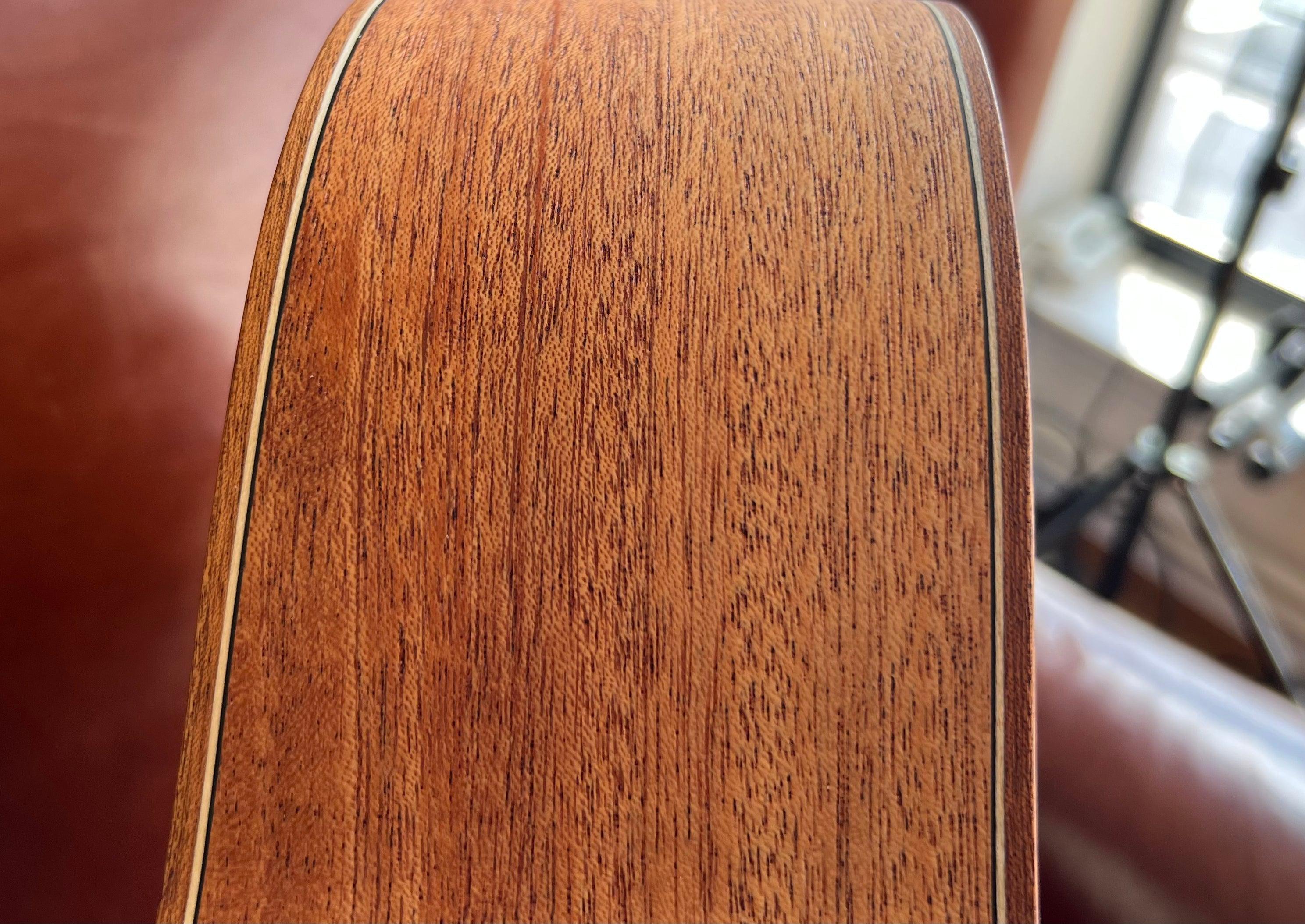 Dowina Acajou OMG Epicéa. OM Body Acoustic Guitar, Guitare acoustique en vente chez Richards Guitars.