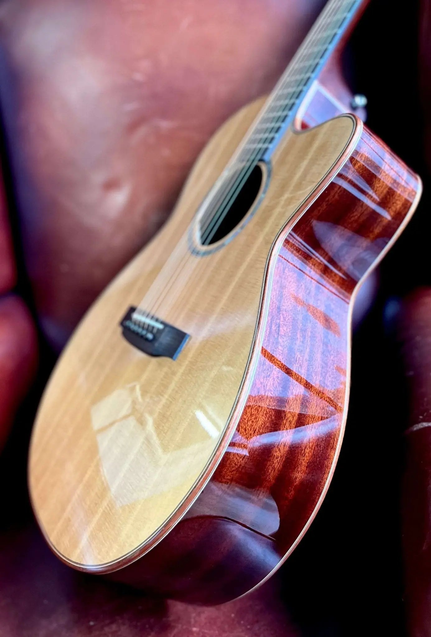 Auden Austin Mahogany Cutaway - Richards Guitars Of Stratford Upon Avon