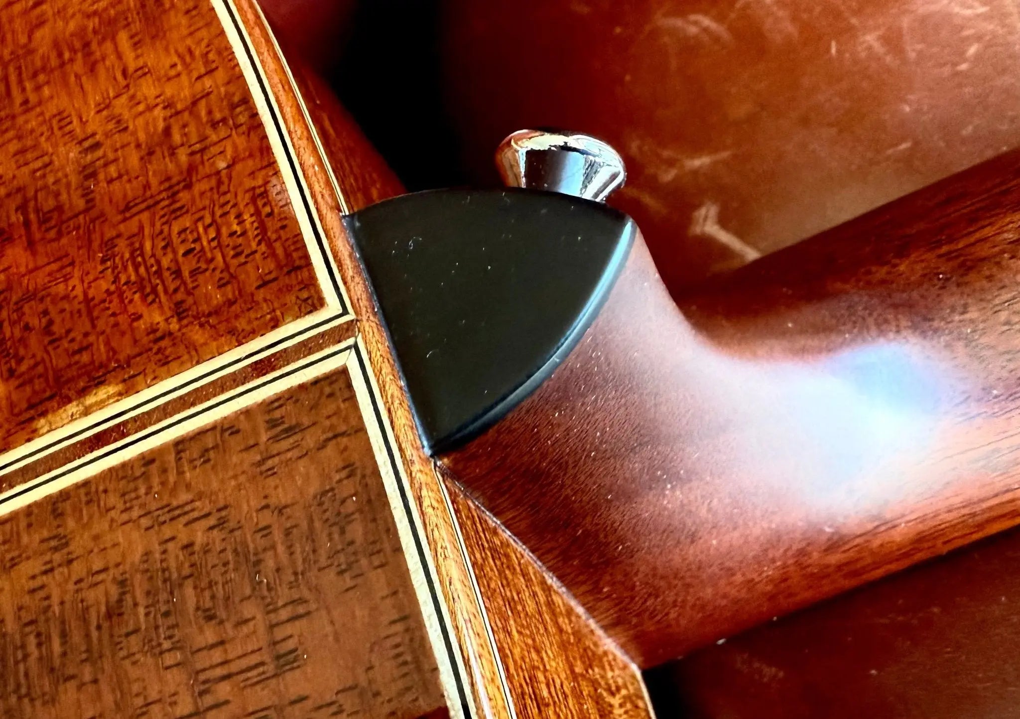 AUDEN MAHOGANY SERIES – EMILY ROSE FULL BODY - Richards Guitars Of Stratford Upon Avon