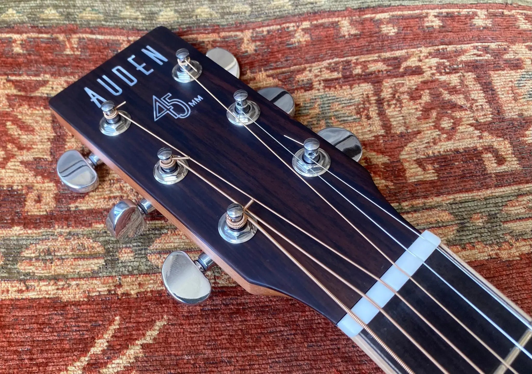 Auden Neo 45 Chester Cedar/Rosewood Full body. - Richards Guitars Of Stratford Upon Avon