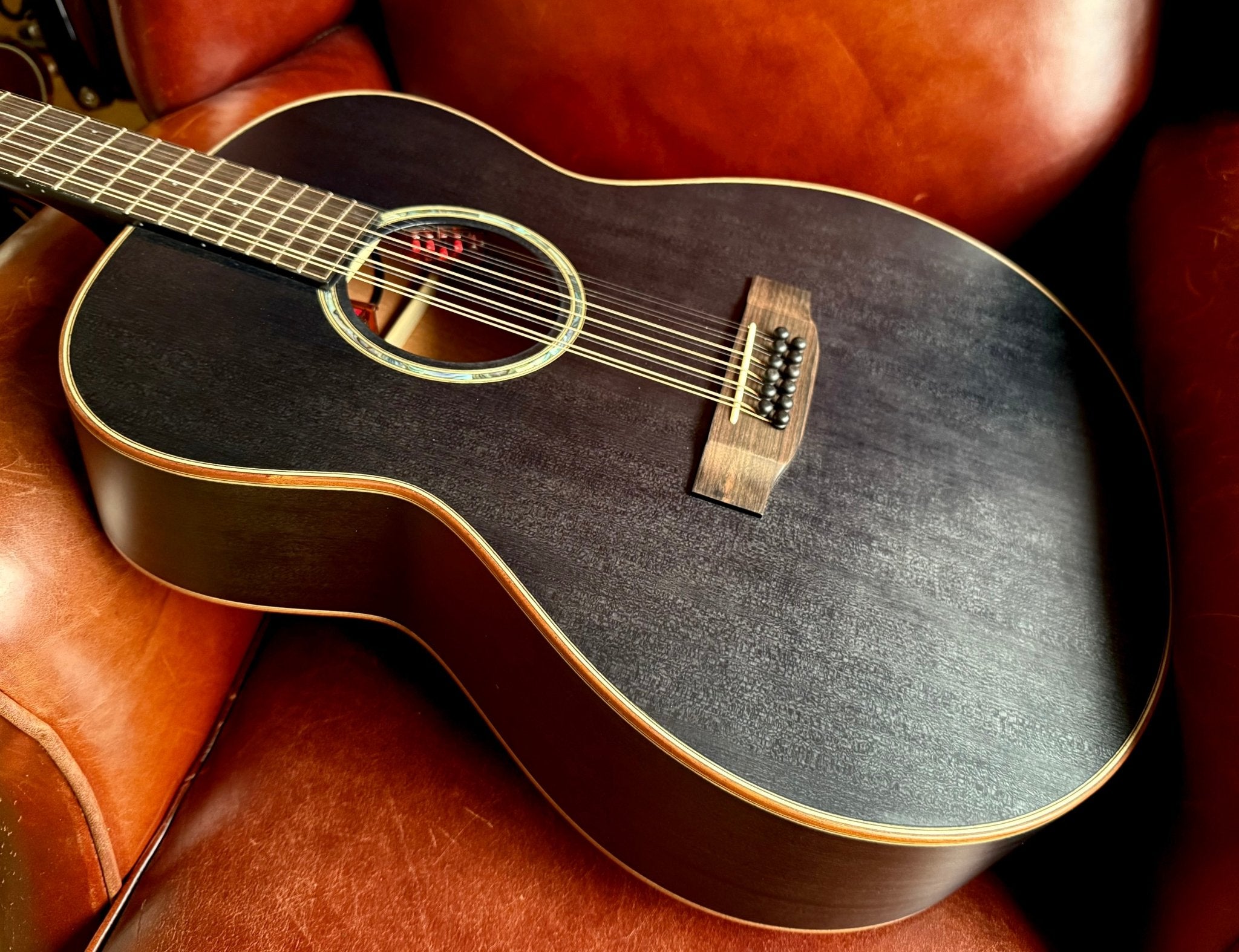 Auden Smokehouse Austin 12 String Electro Acoustic. Exquisite, World Class 12 String - Richards Guitars Of Stratford Upon Avon