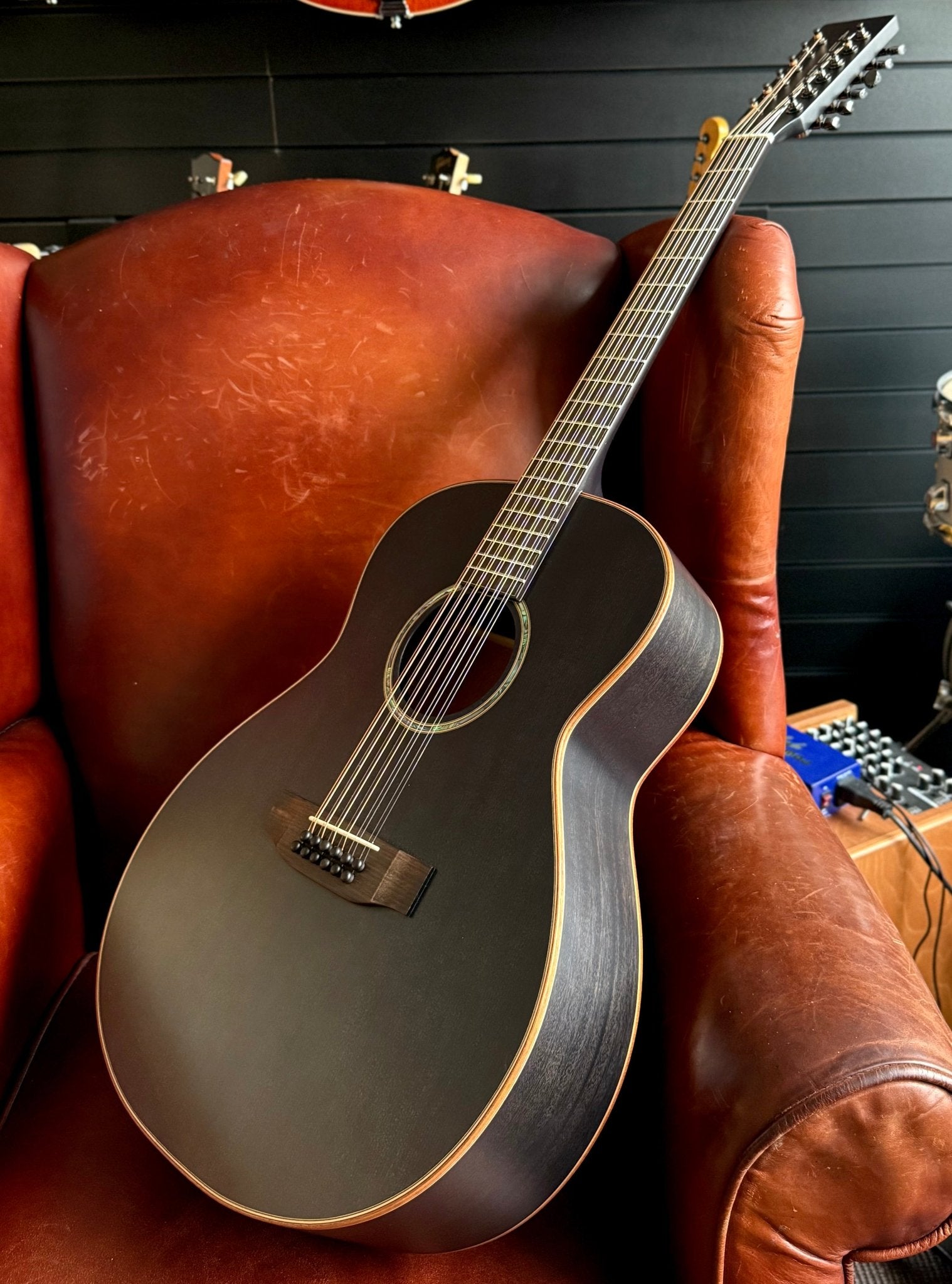 Auden Smokehouse Austin 12 String Electro Acoustic. Exquisite, World Class 12 String - Richards Guitars Of Stratford Upon Avon