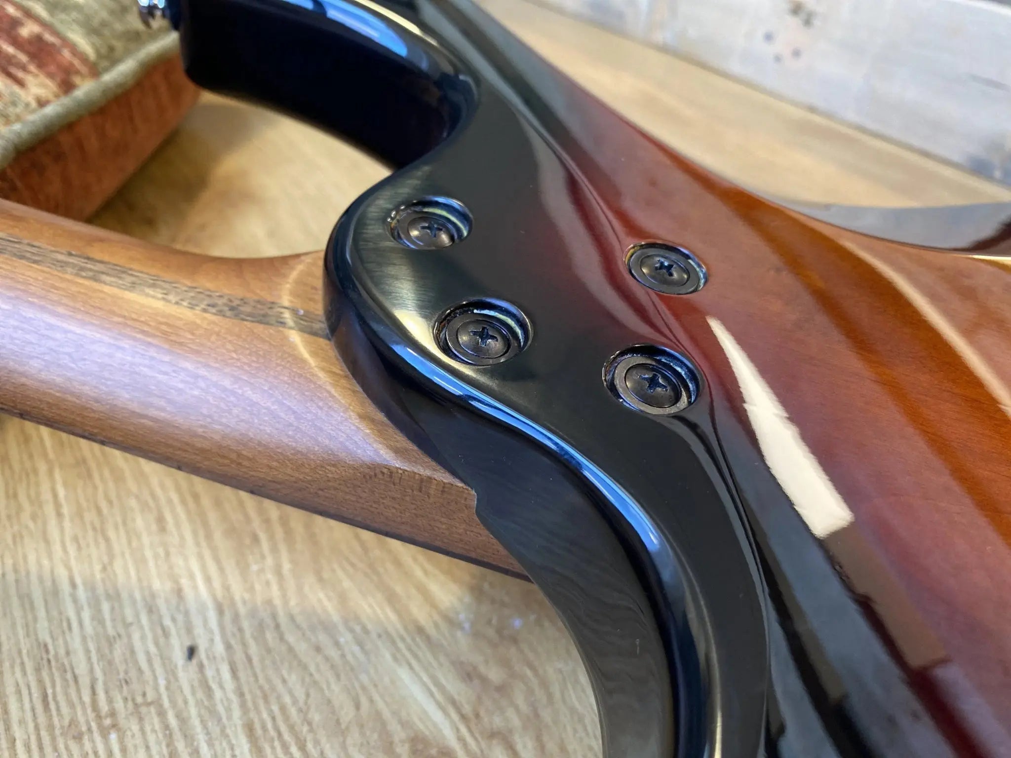 Cort G260CS 3 Tone Sunburst - Richards Guitars Of Stratford Upon Avon