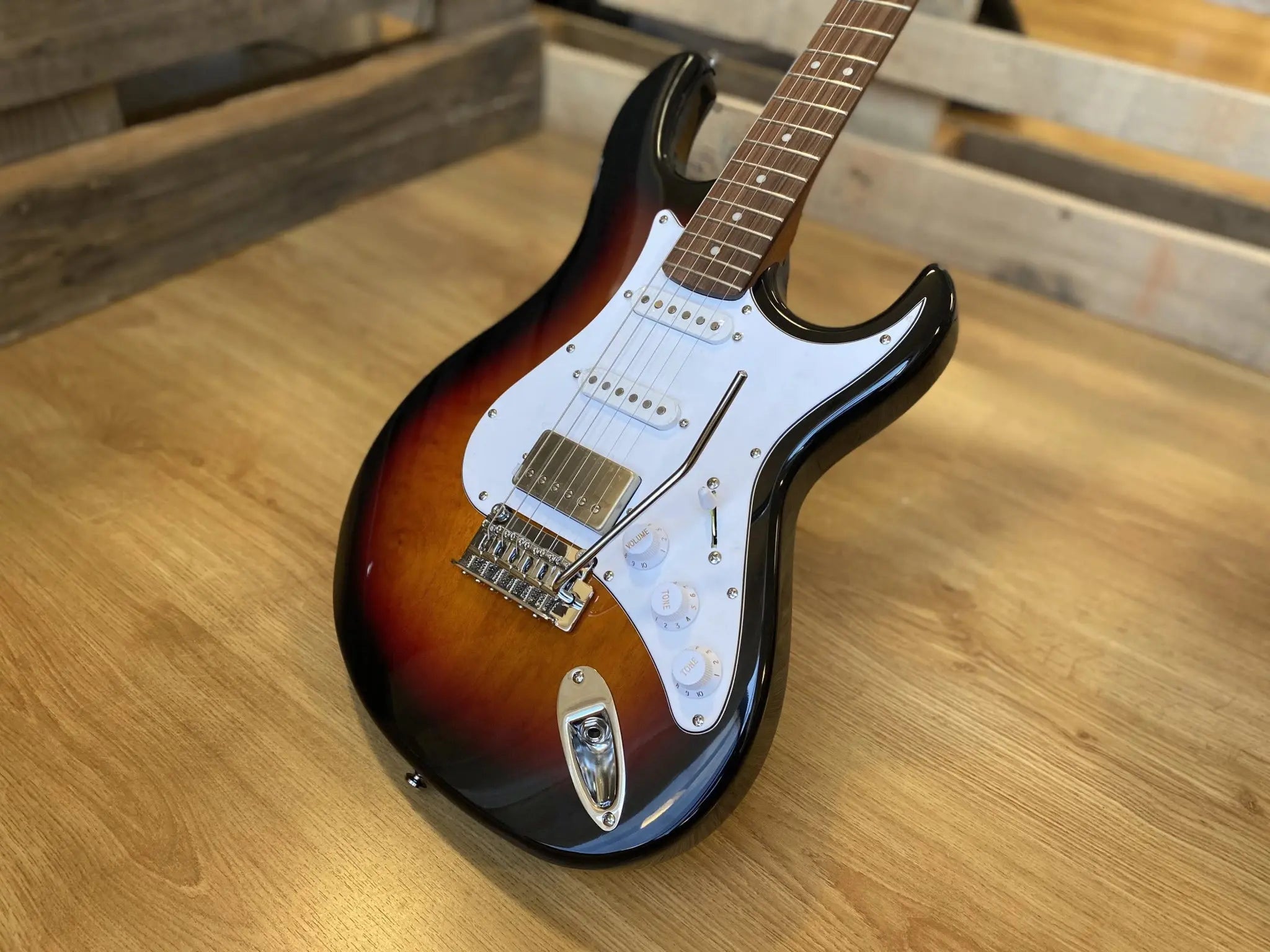 Cort G260CS 3 Tone Sunburst - Richards Guitars Of Stratford Upon Avon