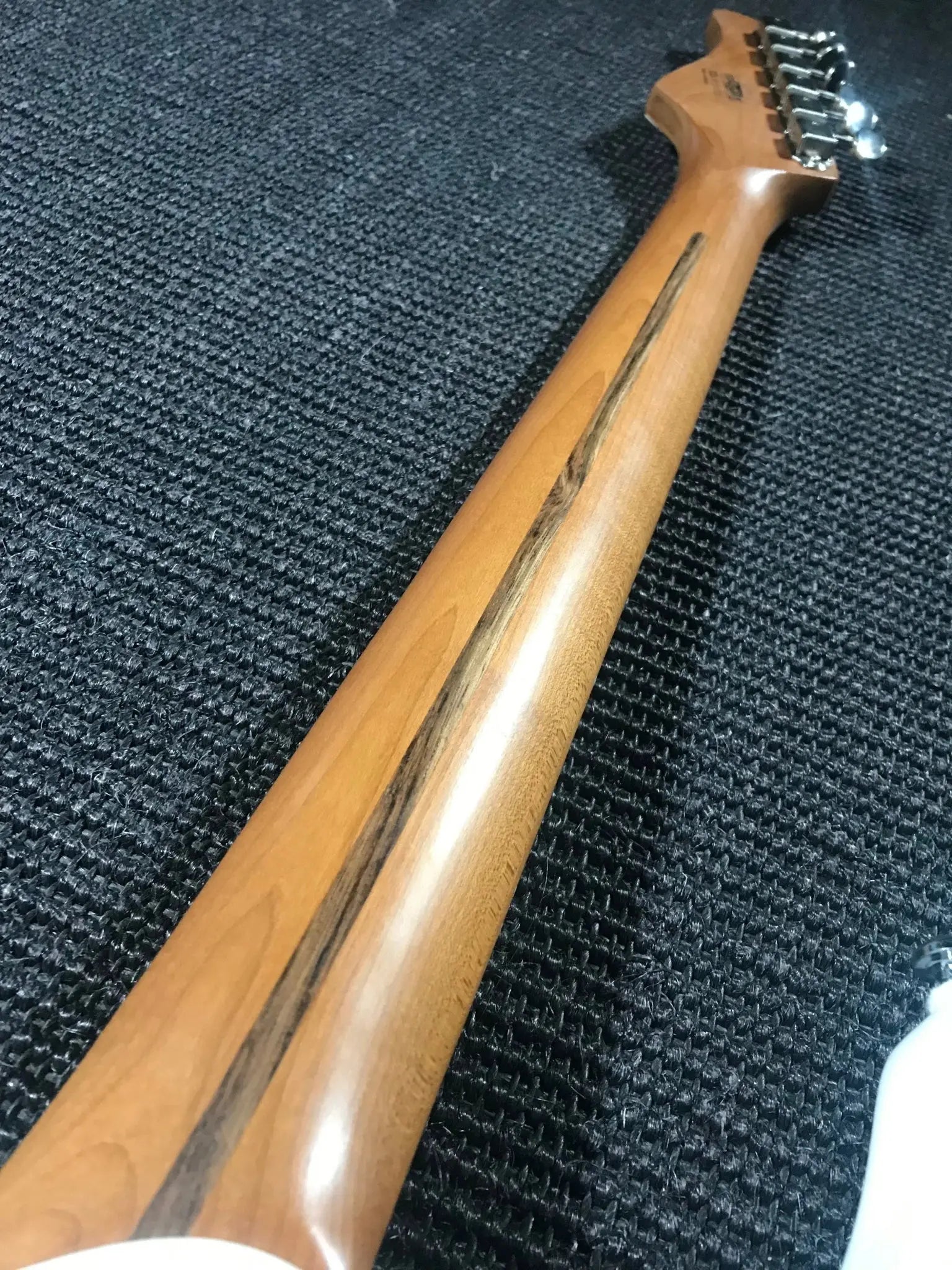 Cort G260CS Olympic White - Richards Guitars Of Stratford Upon Avon