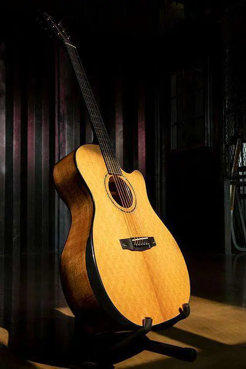 Cort Gold - Edge Natural - Richards Guitars Of Stratford Upon Avon