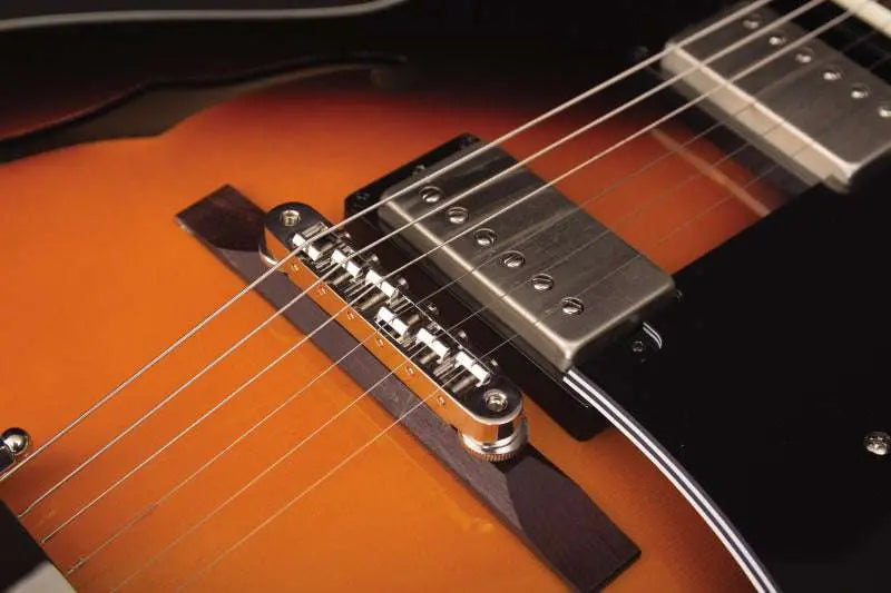 Cort Yorktown Hollowbody w/Bag Tobacco Burst - Richards Guitars Of Stratford Upon Avon