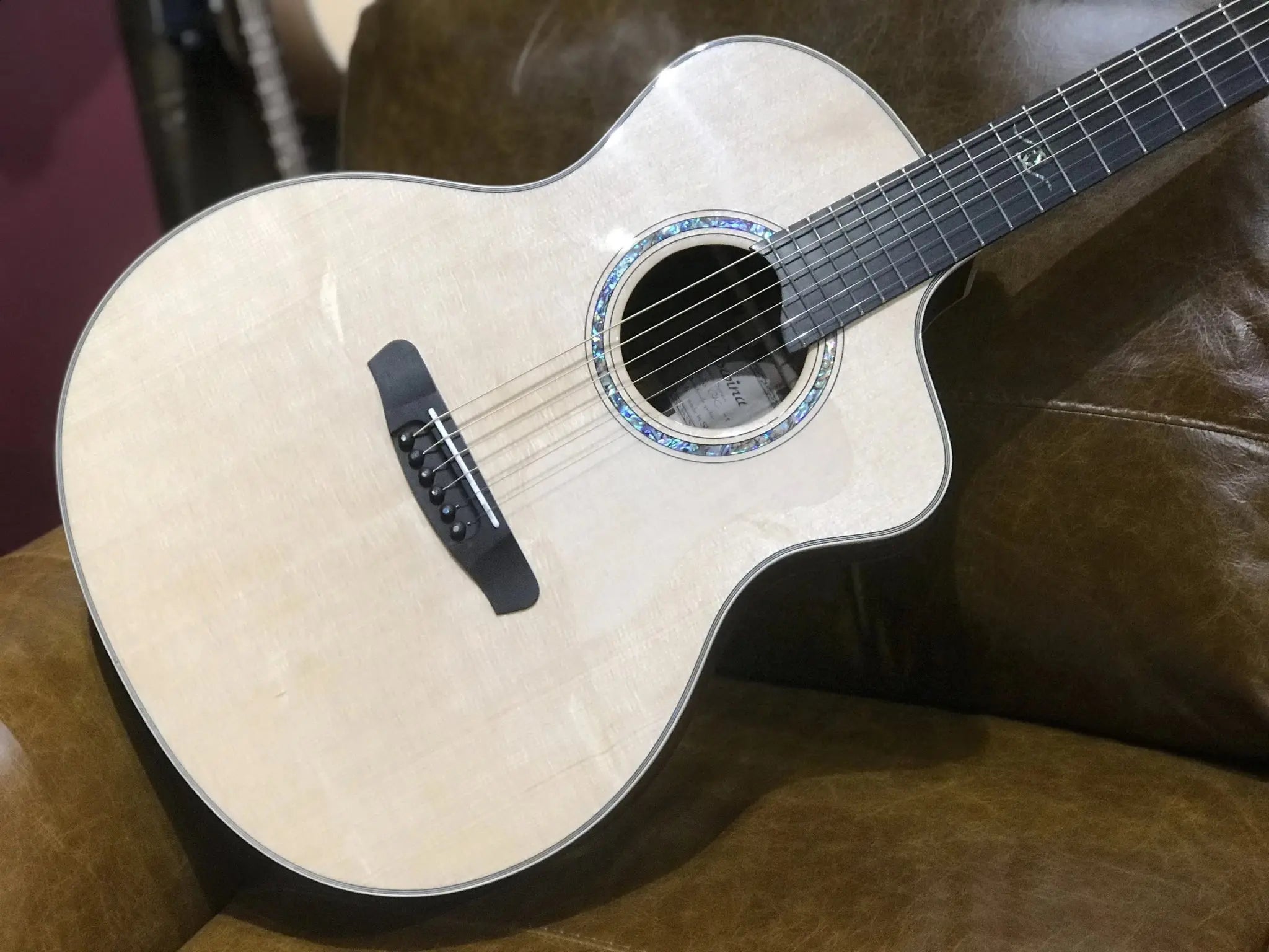 Dowina Cocobolo III Trio Plate GAC Deluxe (Torrified Swiss Moon Spruce) - Richards Guitars Of Stratford Upon Avon