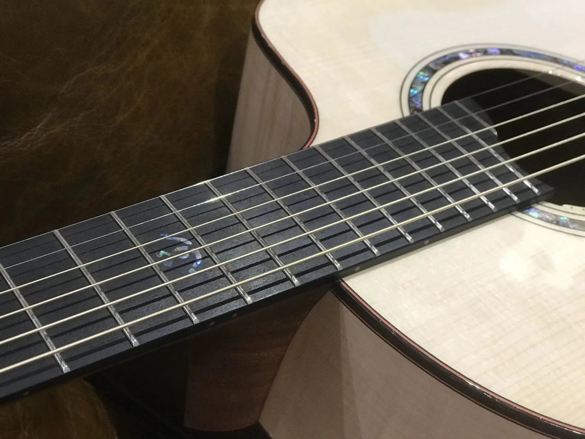 Dowina Maple / Rosewood / Maple Trio Plate GAC - Richards Guitars Of Stratford Upon Avon