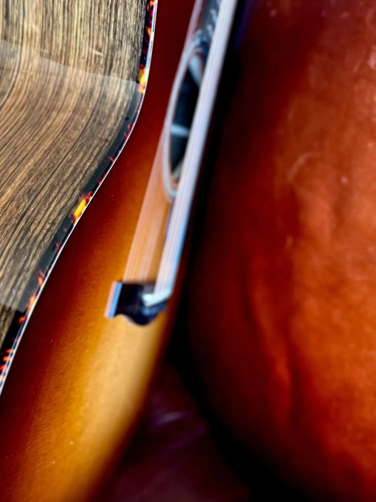 Eastman AC222CE - DLX - GB (Price inc. Custom Pro Setup Package) - Richards Guitars Of Stratford Upon Avon