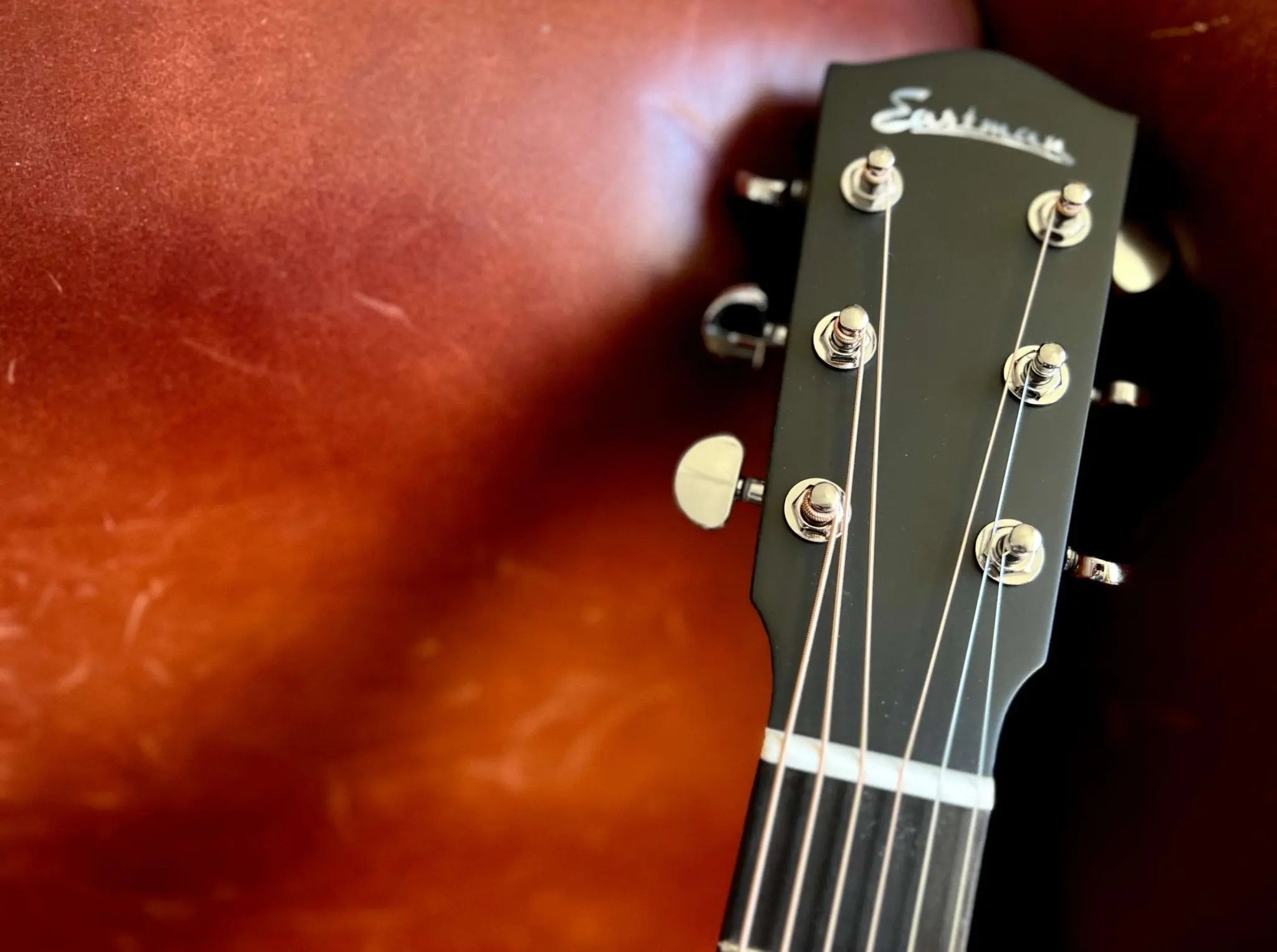 Eastman AC222CE - DLX - GB (Price inc. Custom Pro Setup Package) - Richards Guitars Of Stratford Upon Avon