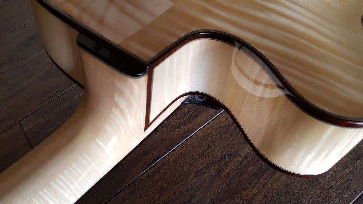 Eastman AR880CE - BD (Price inc. Custom Pro Setup Package) - Richards Guitars Of Stratford Upon Avon