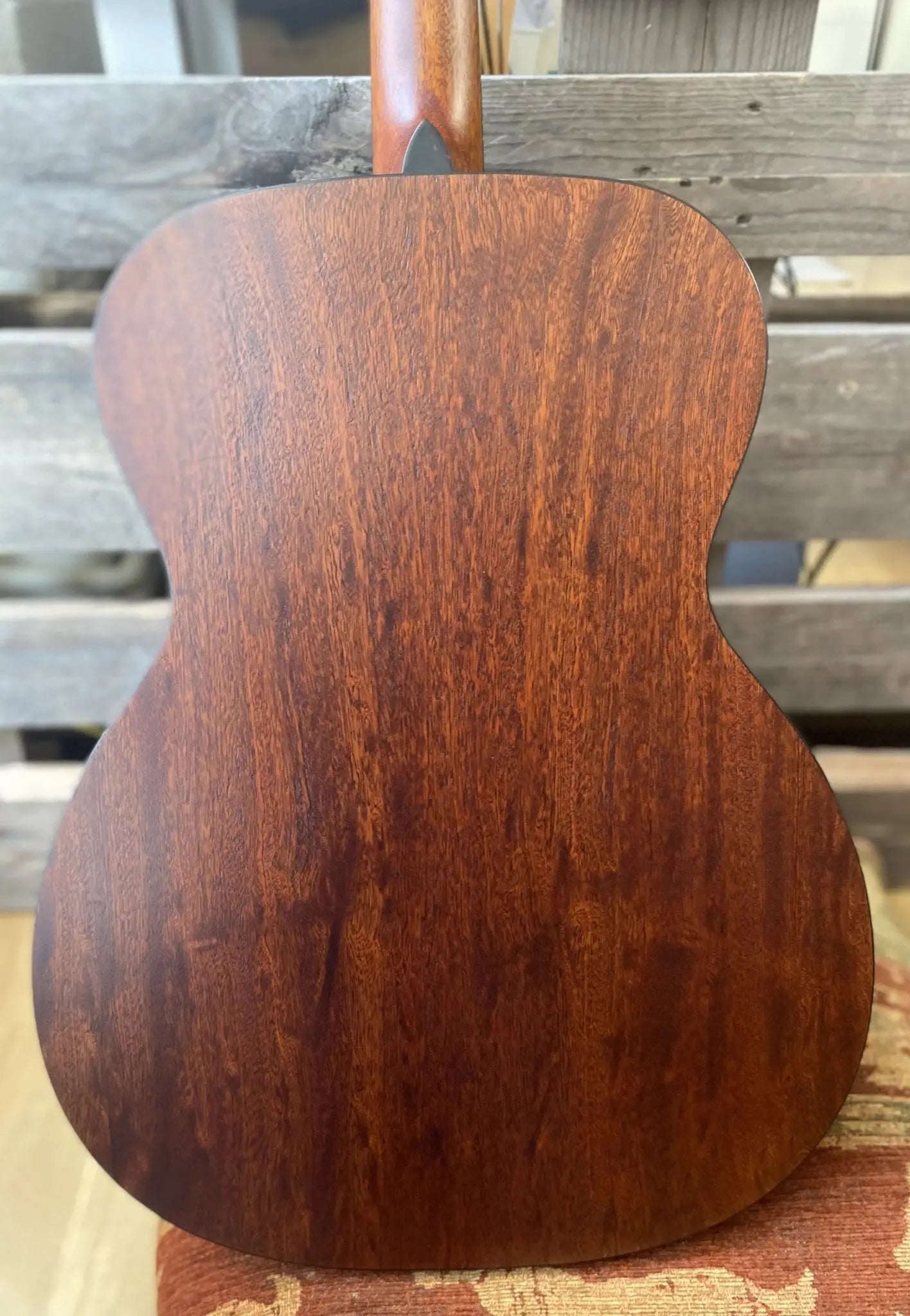 Eastman E1 OM Inc Premium Eastman Gigbag (Price inc. Custom Pro Setup Package) - Richards Guitars Of Stratford Upon Avon