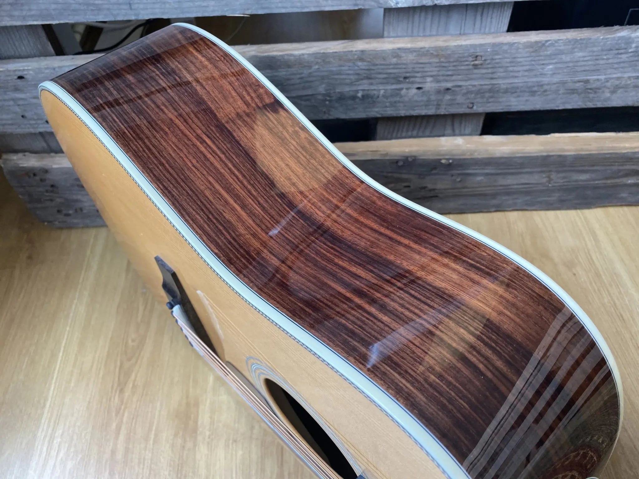 Eastman E8D TC (Price inc. Custom Pro Setup Package) - Richards Guitars Of Stratford Upon Avon