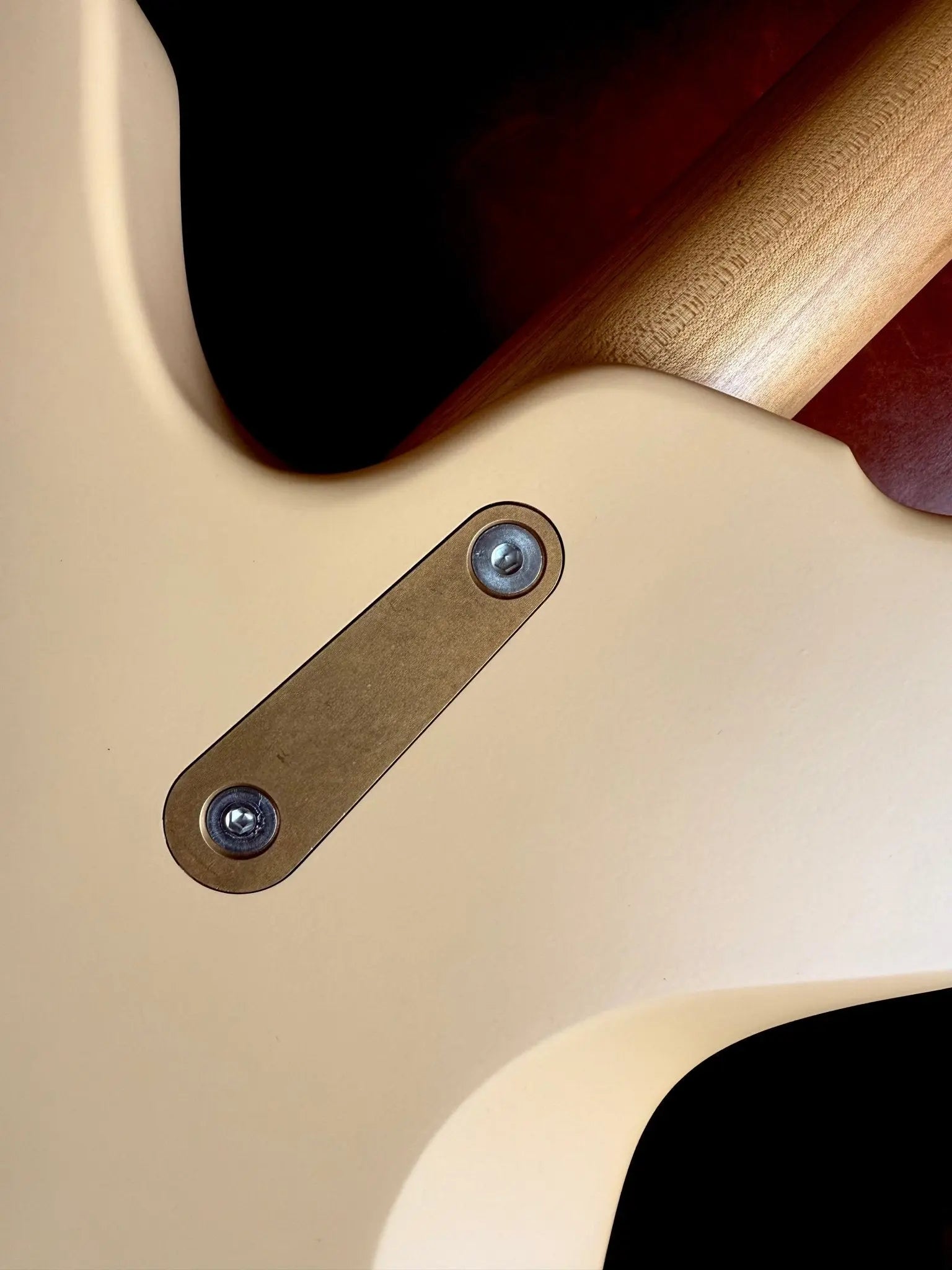 Eastman Fullertone SC52 Desert Sand (Price inc. Custom Pro Setup Package) - Richards Guitars Of Stratford Upon Avon