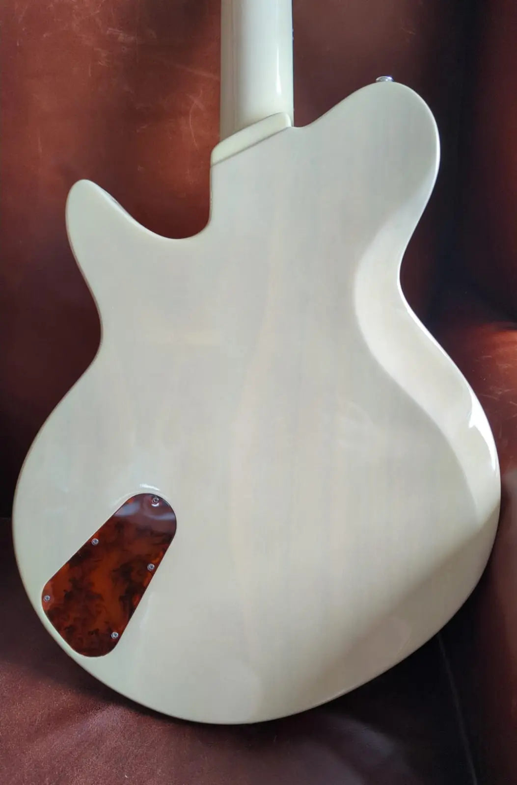 Eastman Juliet - PB Pomona Blonde (Used) - Richards Guitars Of Stratford Upon Avon