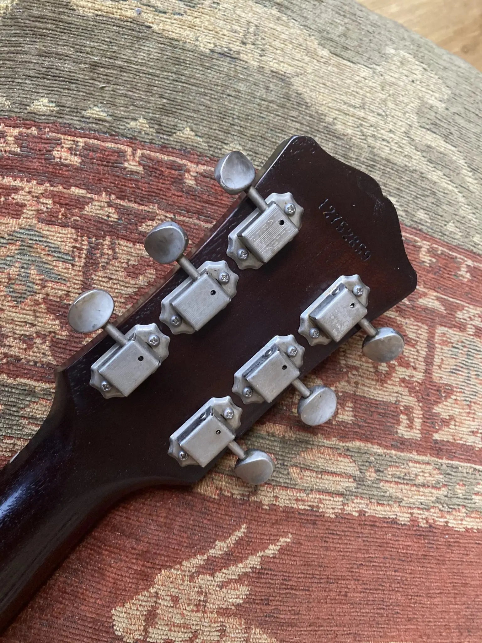 Eastman SB55/v - SB (Price inc. Custom Pro Setup Package) - Richards Guitars Of Stratford Upon Avon