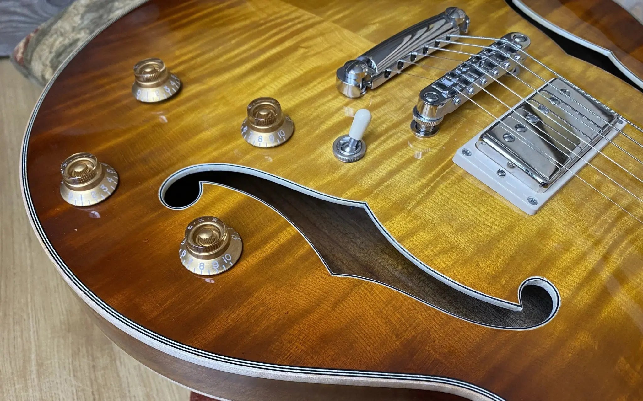 Eastman T186mx GB (Price inc. Custom Pro Setup Package) - Richards Guitars Of Stratford Upon Avon