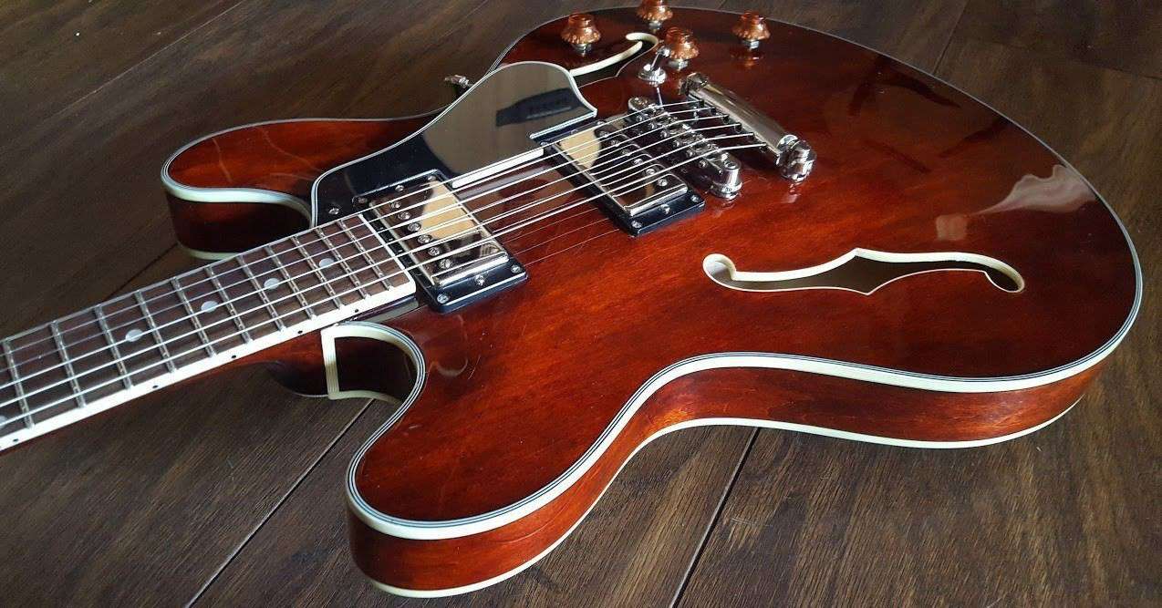 Eastman T386 Classic (Price inc. Custom Pro Setup Package) - Richards Guitars Of Stratford Upon Avon