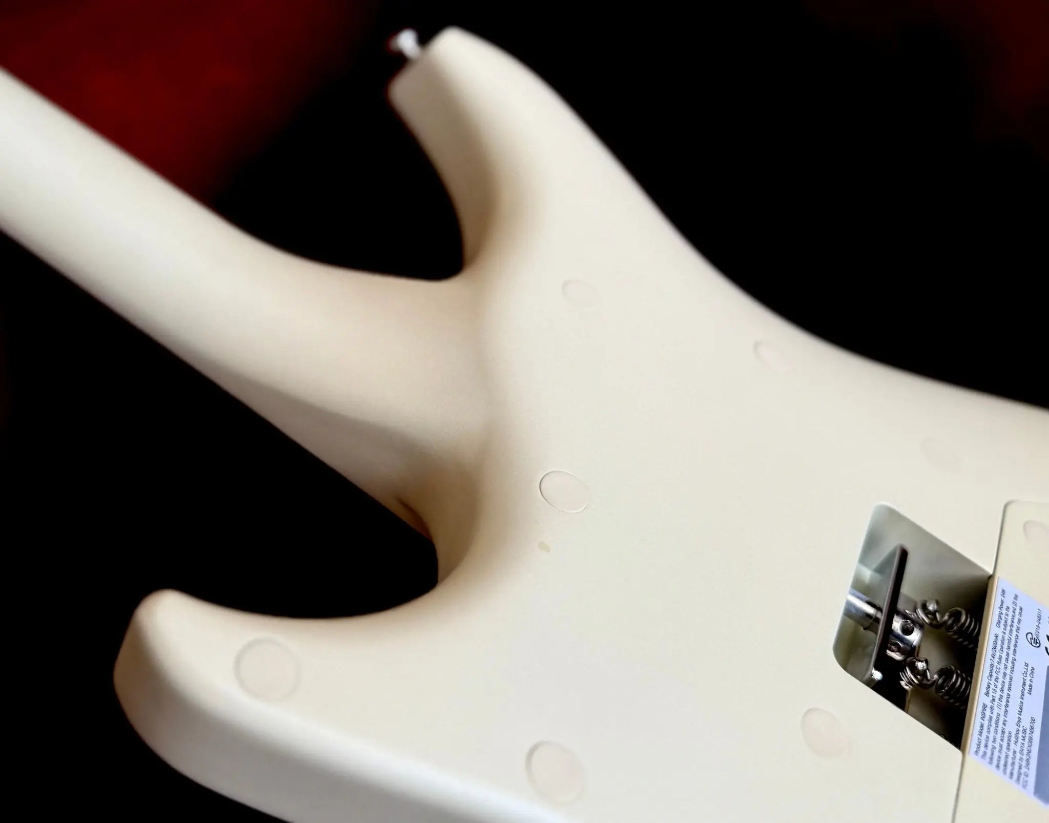 Enya Inspire Electric Smart Guitar in White - Richards Guitars Of Stratford Upon Avon