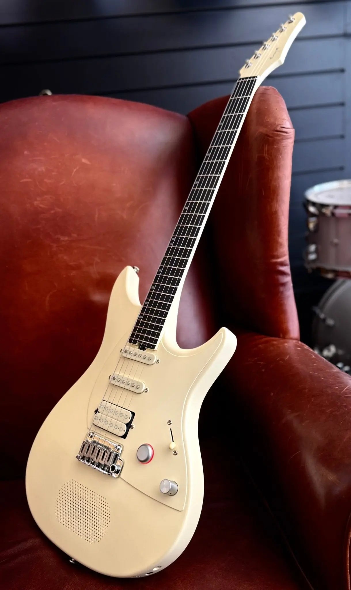 Enya Inspire Electric Smart Guitar in White - Richards Guitars Of Stratford Upon Avon