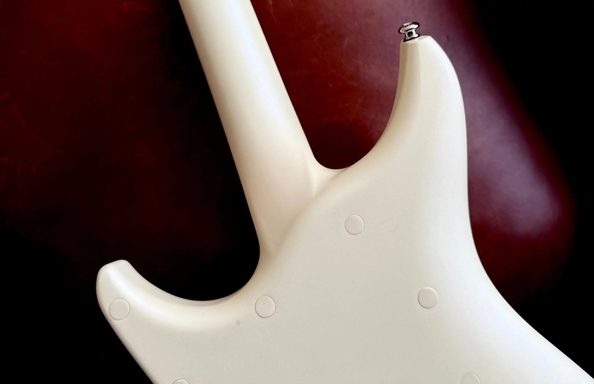 Enya Inspire Electric Smart Guitar in White - Richards Guitars Of Stratford Upon Avon