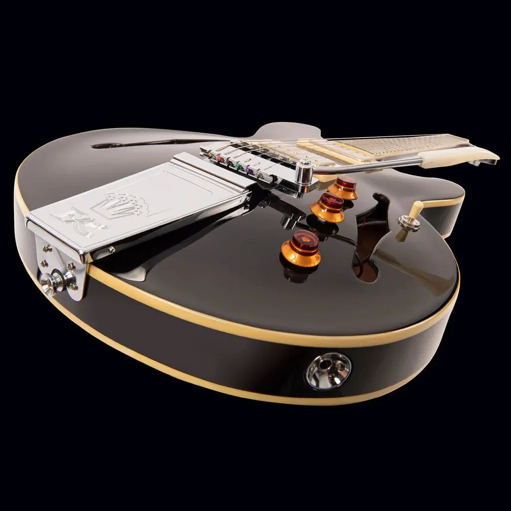 FRET KING ELISE CUSTOM WITH VIBRATO - GLOSS BLACK (Includes Our £85 Pro Setup Free) - Richards Guitars Of Stratford Upon Avon