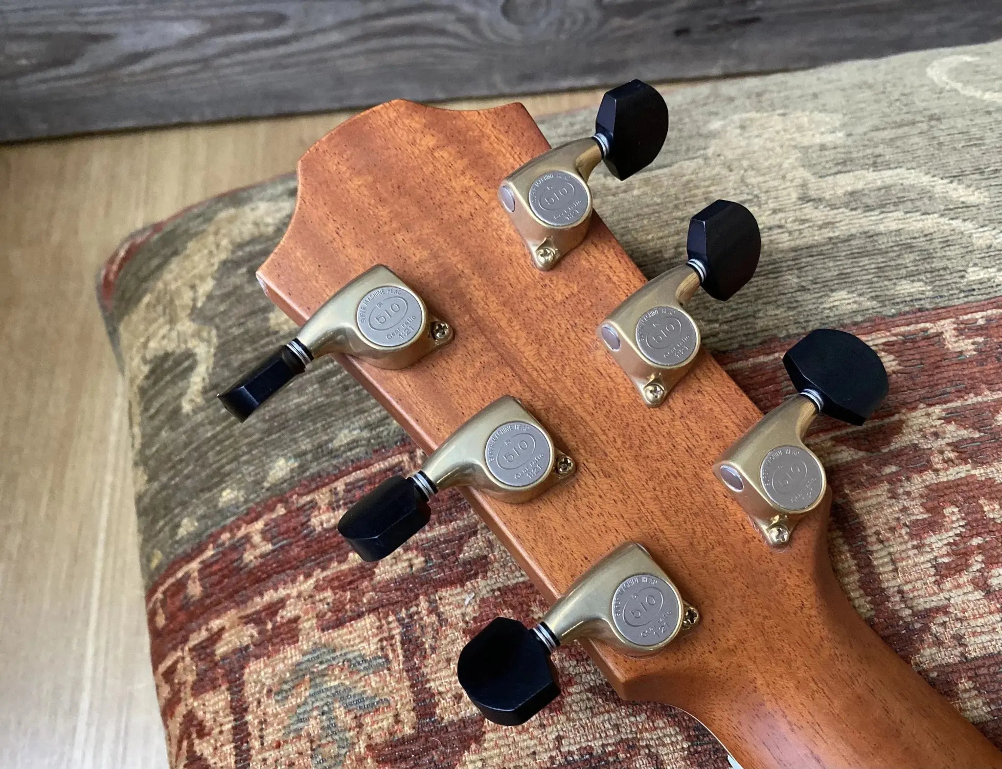 Furch Red Deluxe Gc SR with Duo Bevel Master Grade Spruce/Rosewood (2025 CNR Active Upgrade Model) - Richards Guitars Of Stratford Upon Avon