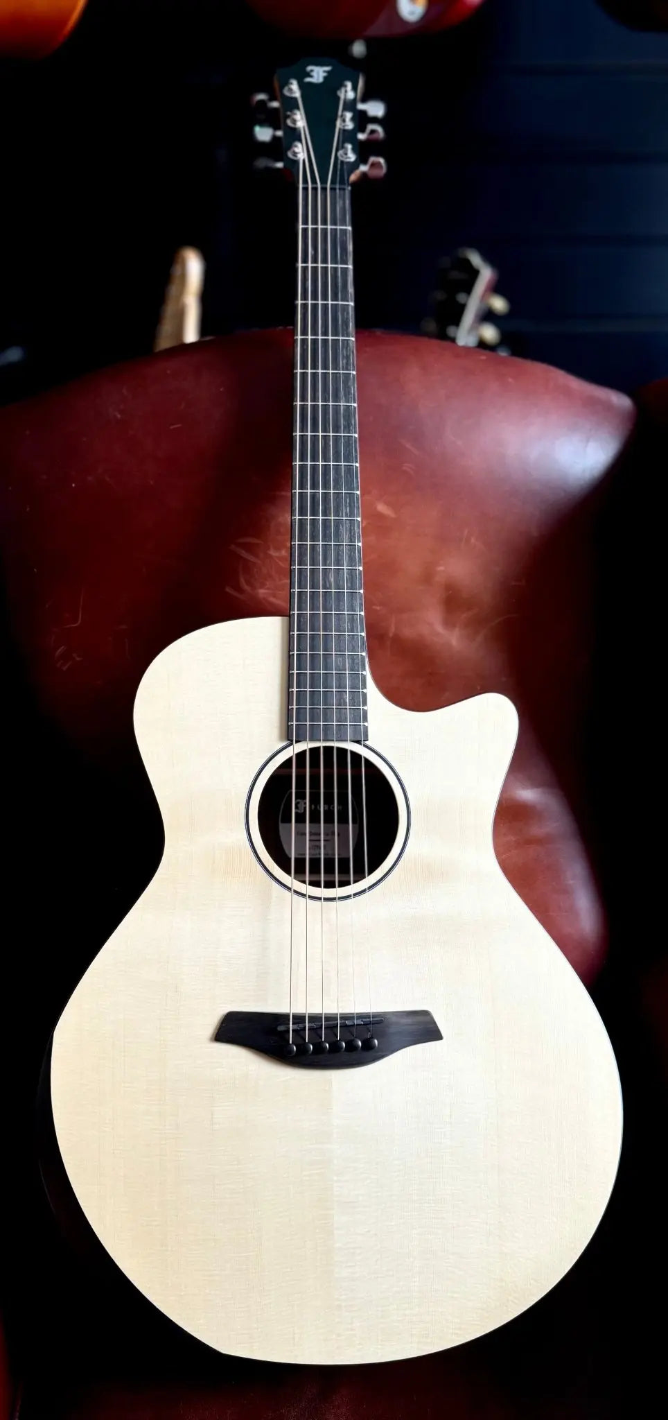 Furch Violet Deluxe Gc ER Deluxe Engelmann Spruce With Rosewood Back & Sides Acoustic Guitar (2025 CNR Active Upgrade Model) - Richards Guitars Of Stratford Upon Avon