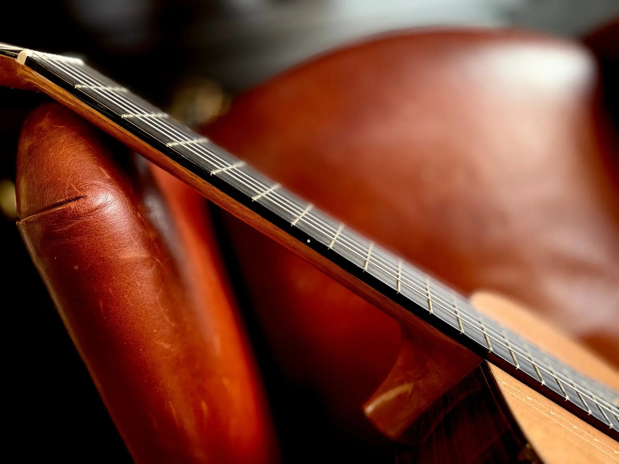 Kremona SOLEA SA C, Solid Red Cedar, Solid Cocobolo - Richards Guitars Of Stratford Upon Avon
