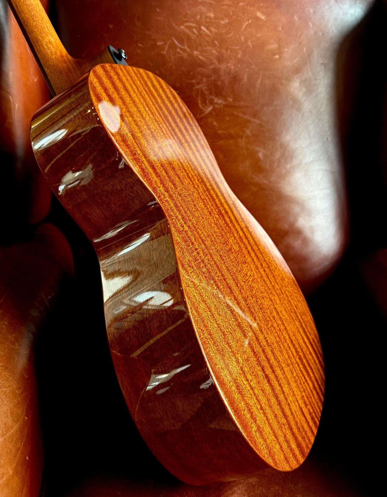 LAG TRAMONTANE 98 T98PE PARLOR, ELECTRO - Richards Guitars Of Stratford Upon Avon