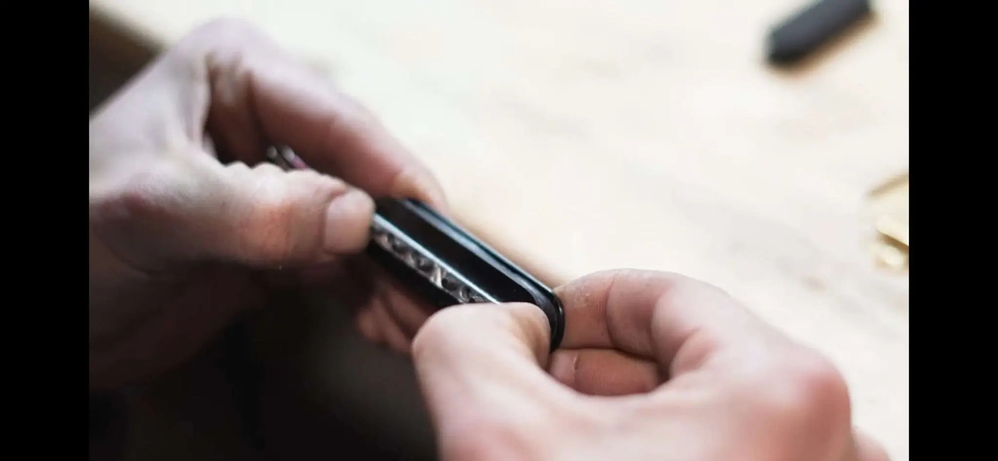 Valenti Nebula Carved - Richards Guitars Of Stratford Upon Avon