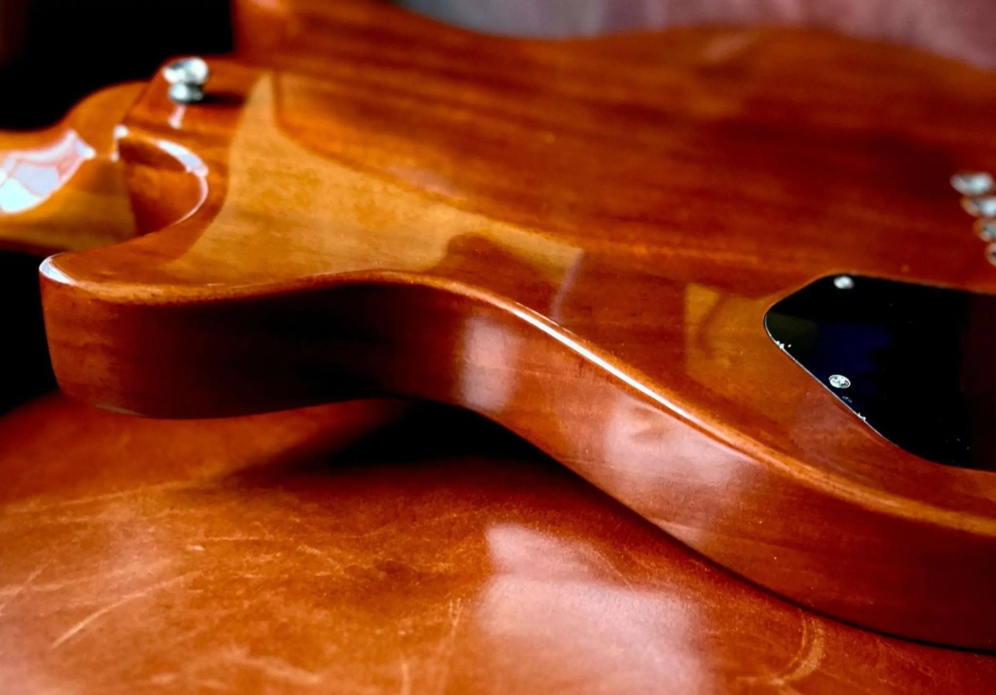 Vintage REVO Series 'Callan' Bass VRB70CR See Thru Cherry Red - Richards Guitars Of Stratford Upon Avon