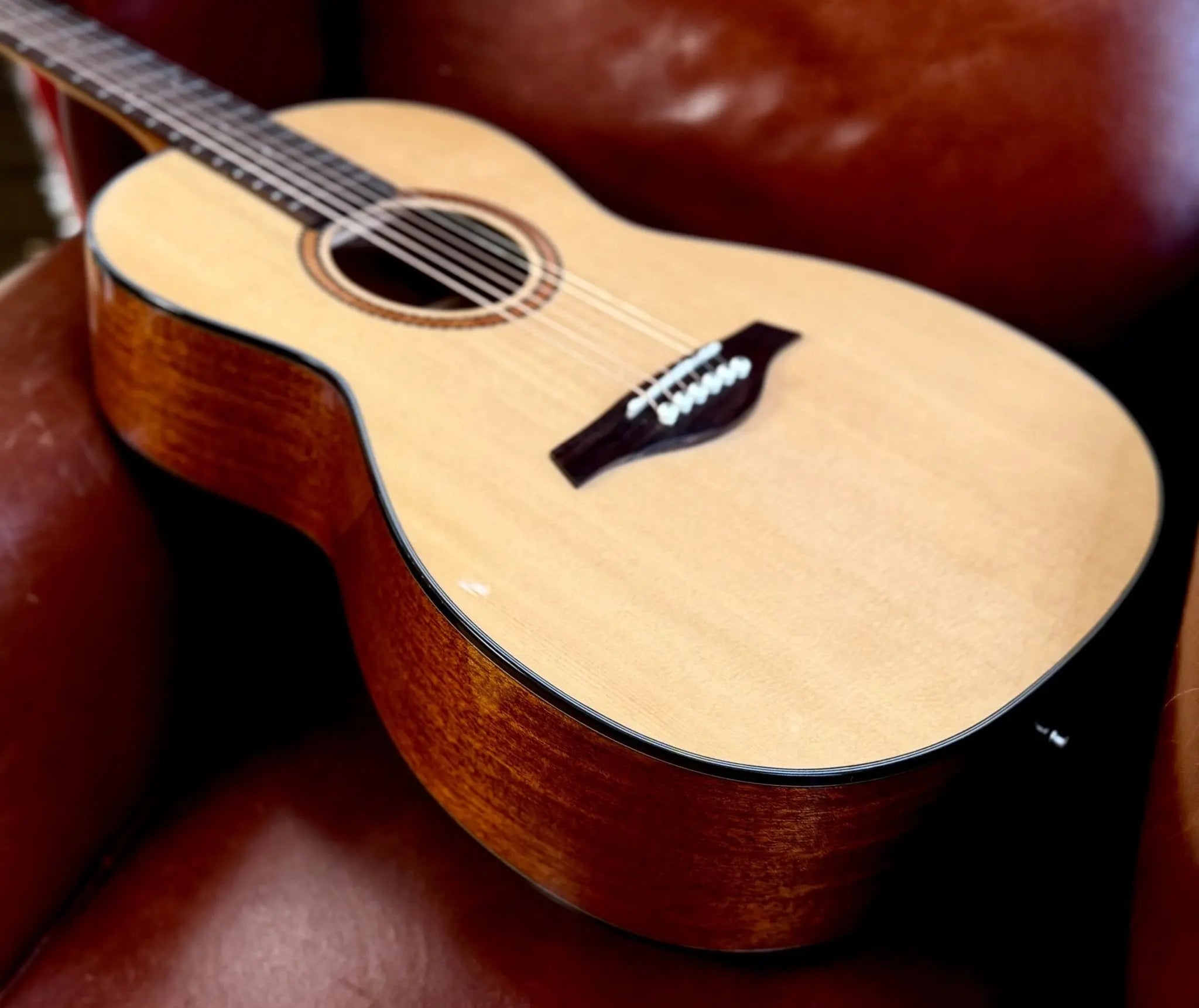 Vintage V1850 Performer Series Acoustic All Solid Parlour Guitar. Top Personal Recommendation - Richards Guitars Of Stratford Upon Avon