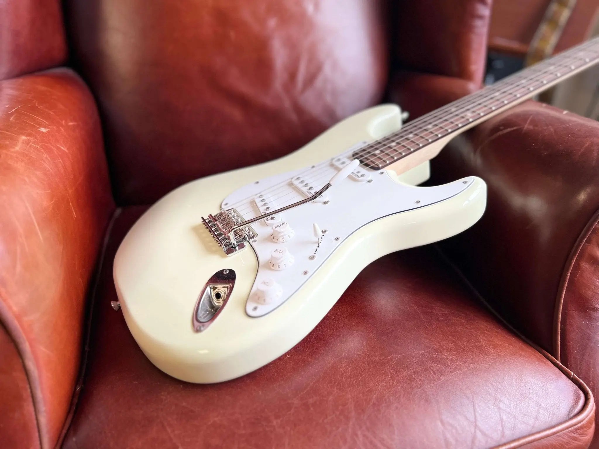 Vintage V6VW ReIssued Electric Guitar ~ Vintage White - Richards Guitars Of Stratford Upon Avon