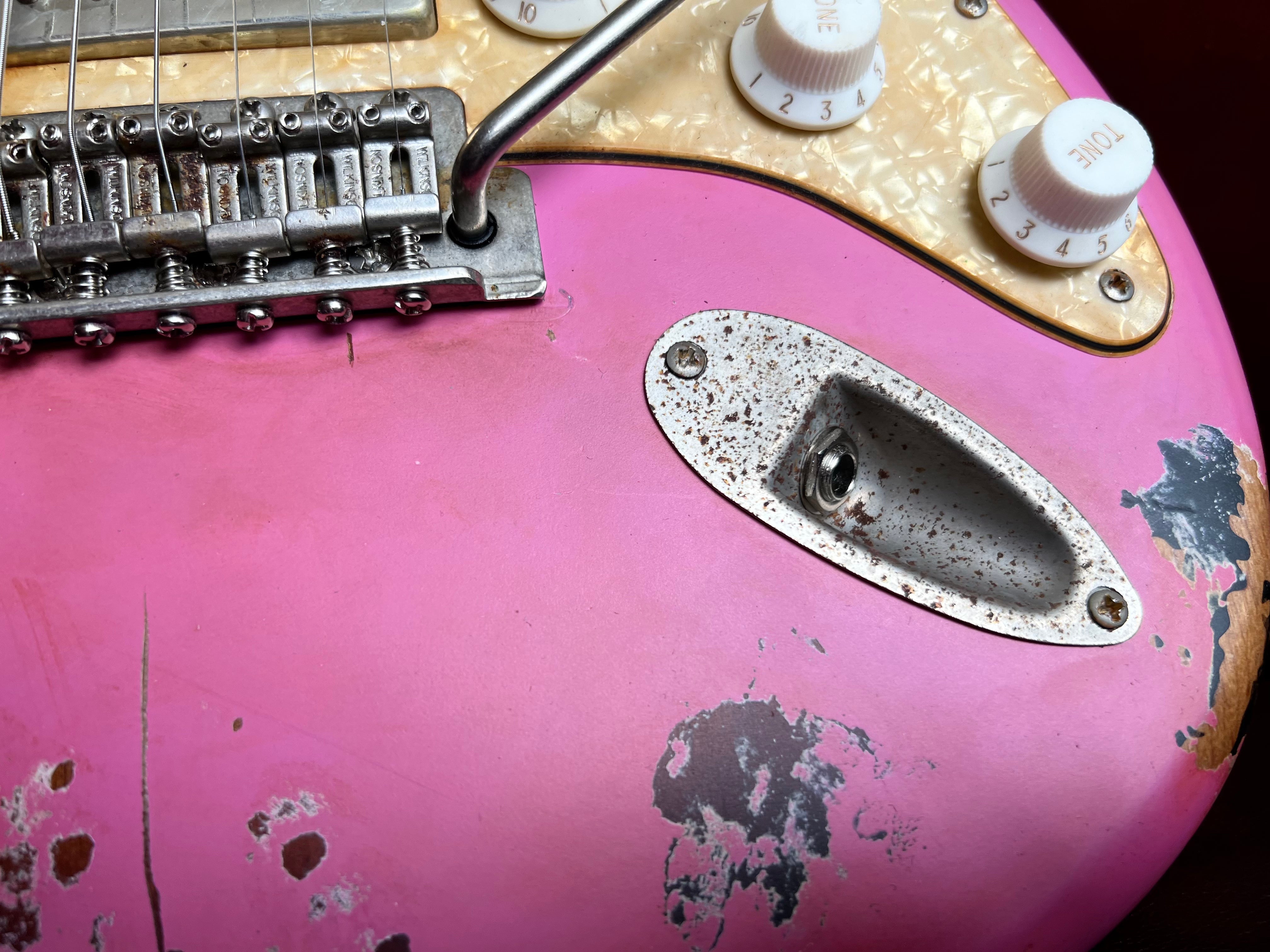 Vintage ProShop "Industrial Punk" Custom V6 in Radioactive Bubblegum Pink & FREE Custom Pro Setup, Chitarra elettrica in vendita da Richards Guitars.