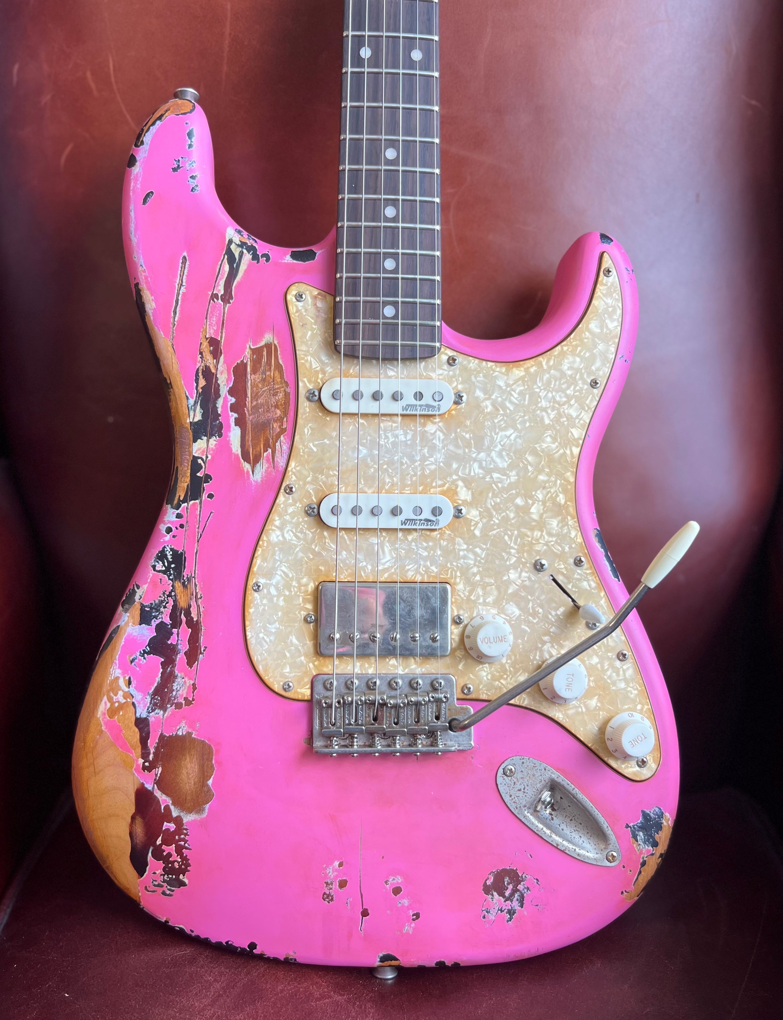Vintage ProShop "Industrial Punk" Custom V6 in Radioactive Bubblegum Pink & FREE Custom Pro Setup, Chitarra elettrica in vendita da Richards Guitars.