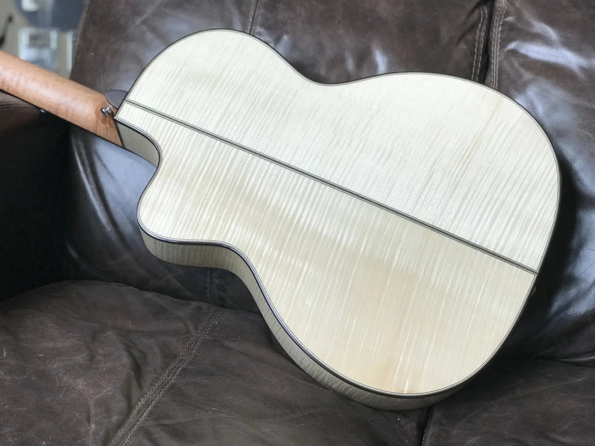 Auden Artist 45 Chester Maple Cutaway. - Richards Guitars Of Stratford Upon Avon