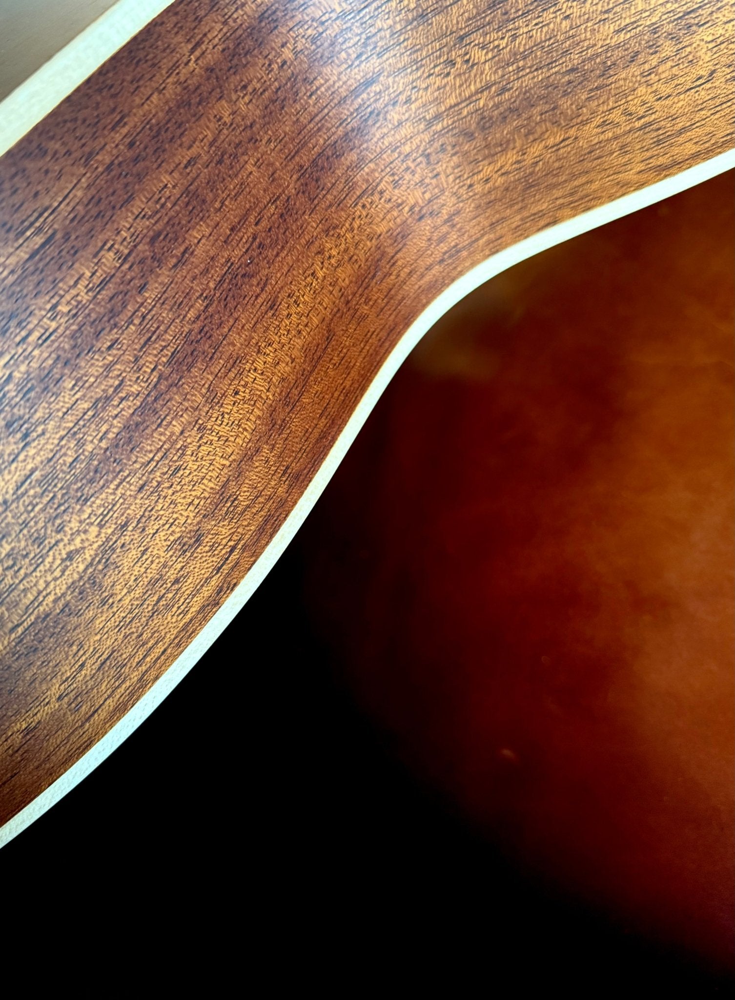 Auden Chester Tobacco Electro Acoustic Guitar - Richards Guitars Of Stratford Upon Avon