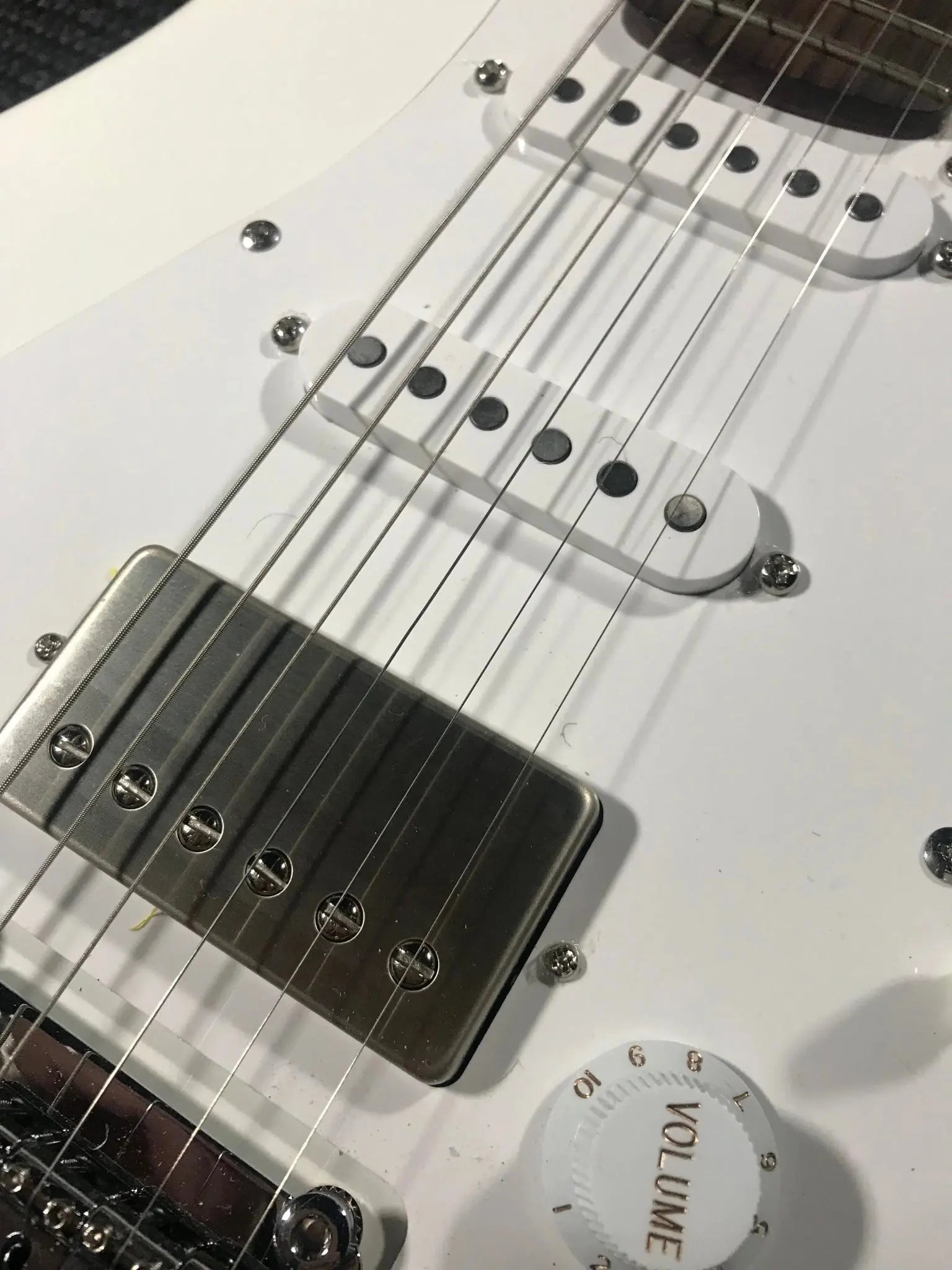 Cort G260CS Olympic White - Richards Guitars Of Stratford Upon Avon